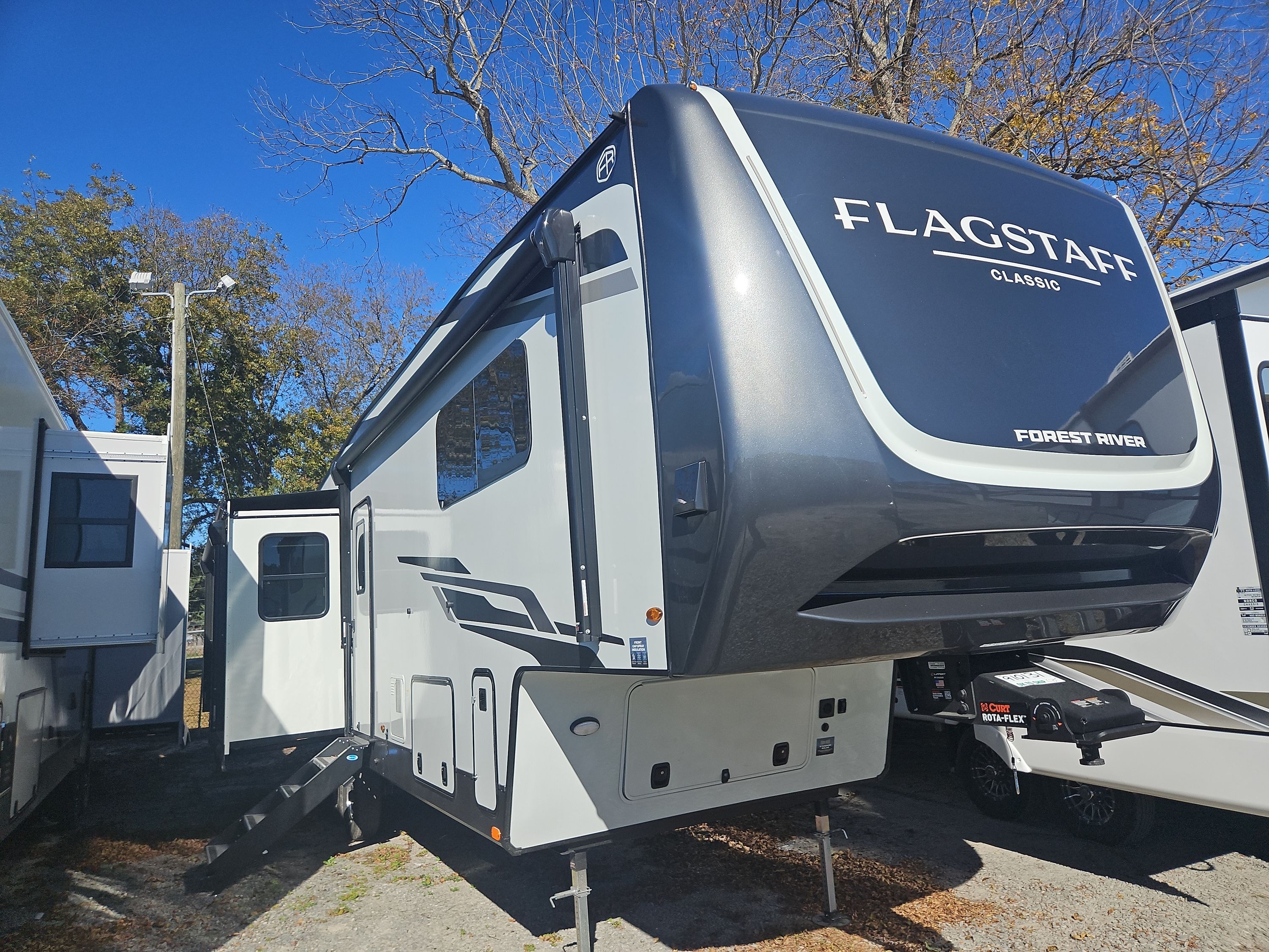 2026 Forest River FLAGSTAFF CLASSIC 361RLS in hope mills NC