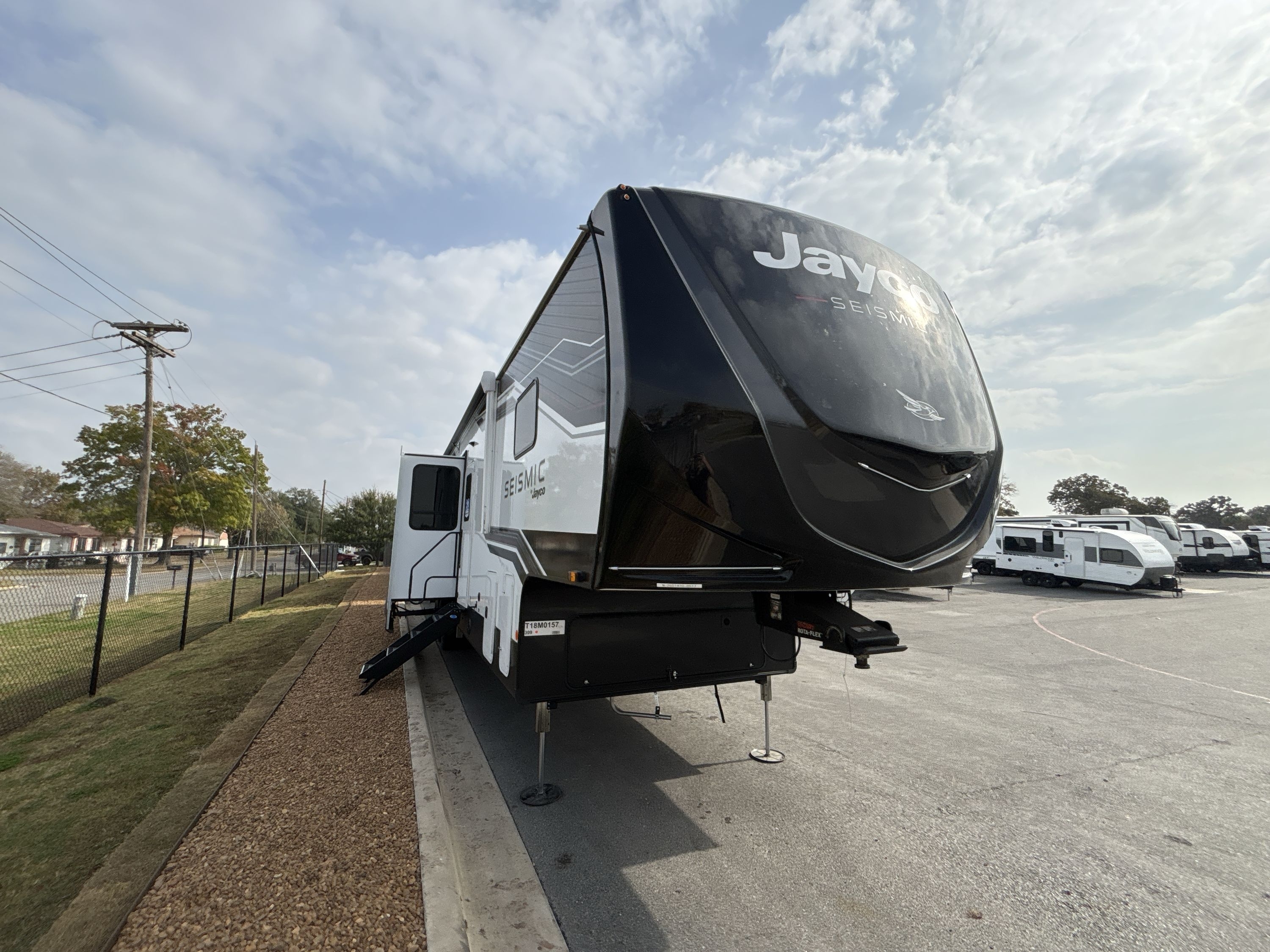 2026 Jayco SEISMIC 399 in poteau OK