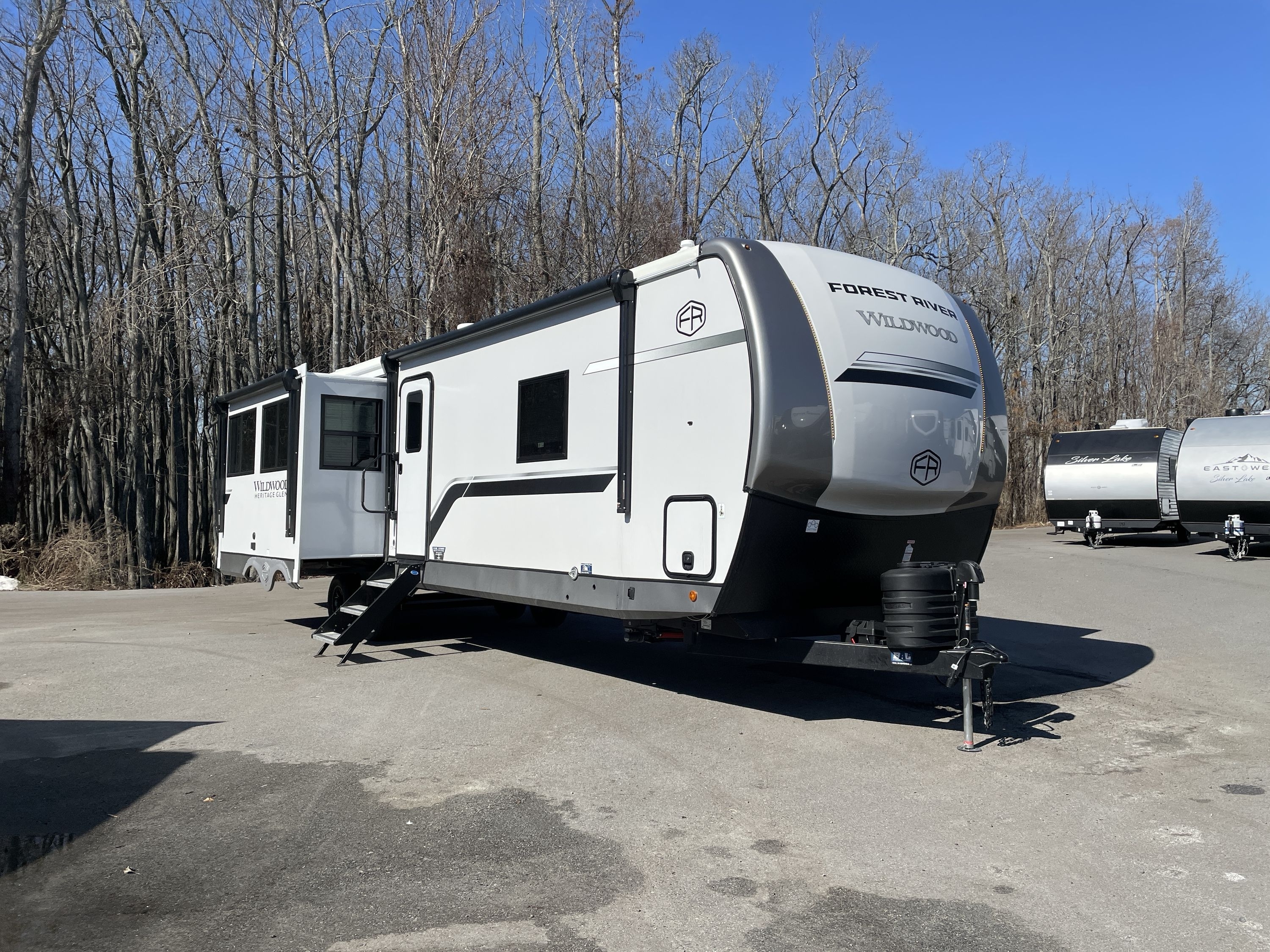 2026 Forest River WILDWOOD HERITAGE GLEN 301FAM in sherwood AR
