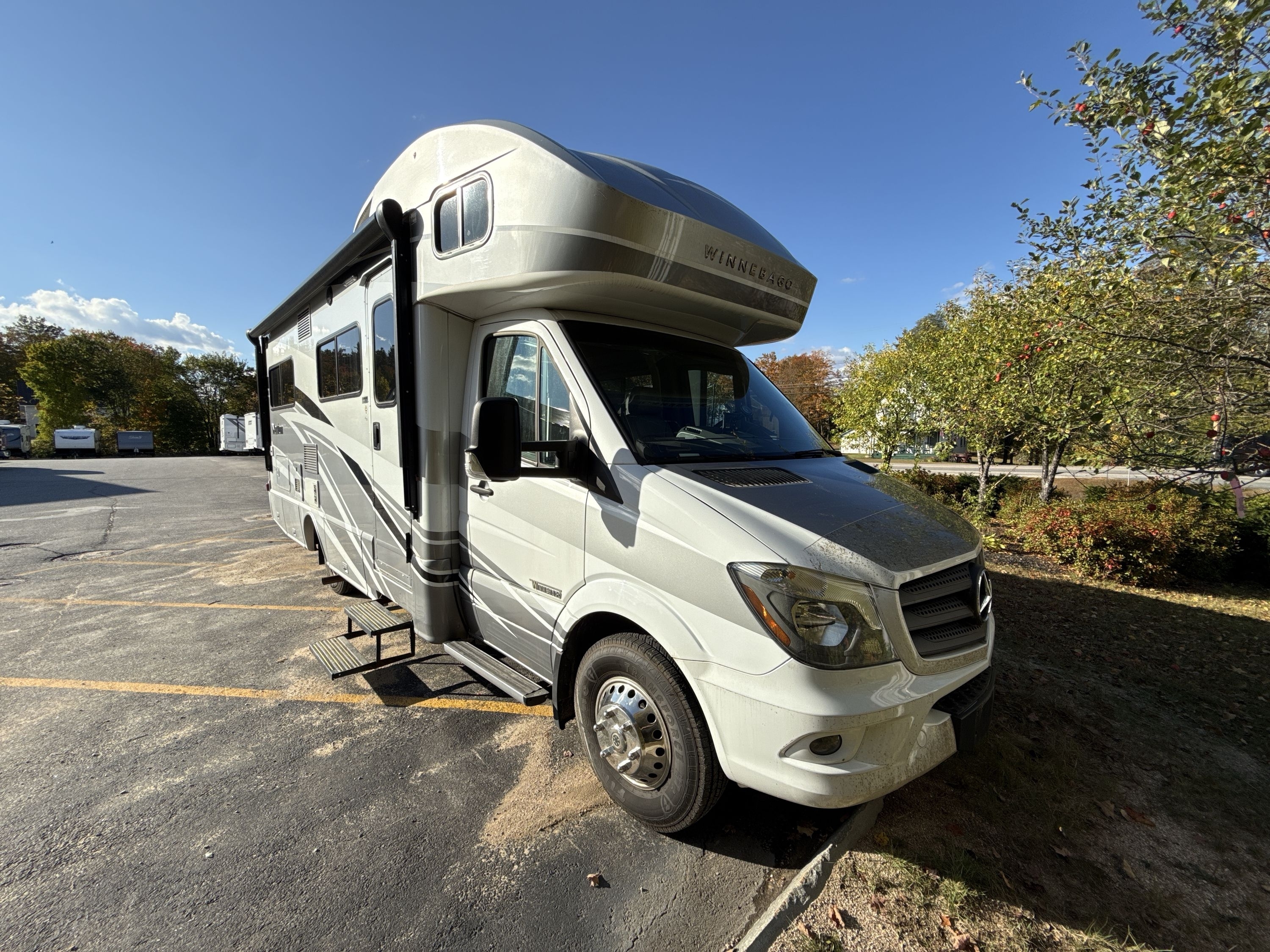 2016 Winnebago NAVION 24J in center conway NH