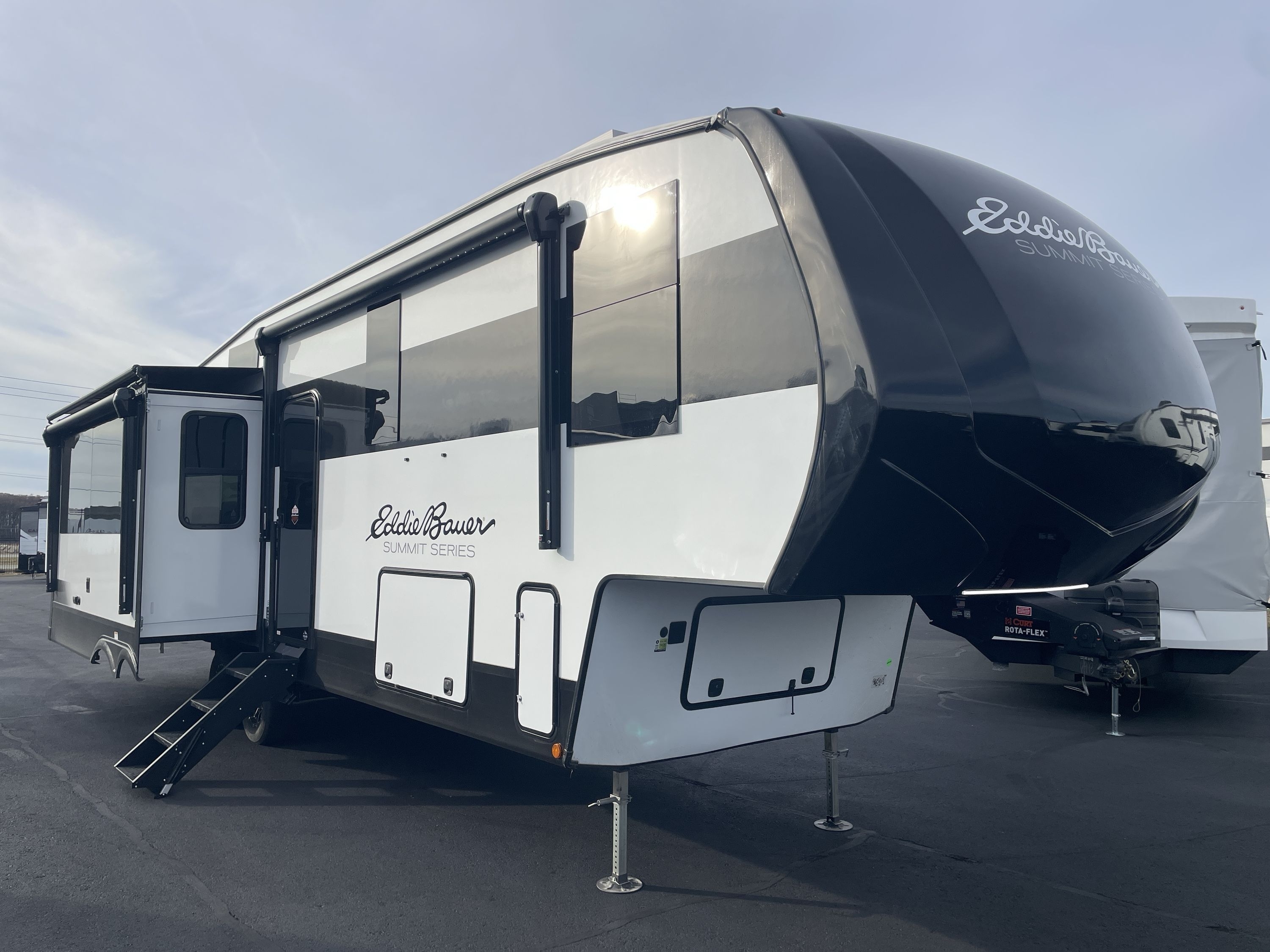 2026 Dutchmen EDDIE BAUER SUMMIT 3210RL in north little rock AR
