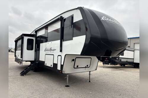 2026 Dutchmen EDDIE BAUER SUMMIT 3210RL in alvarado TX