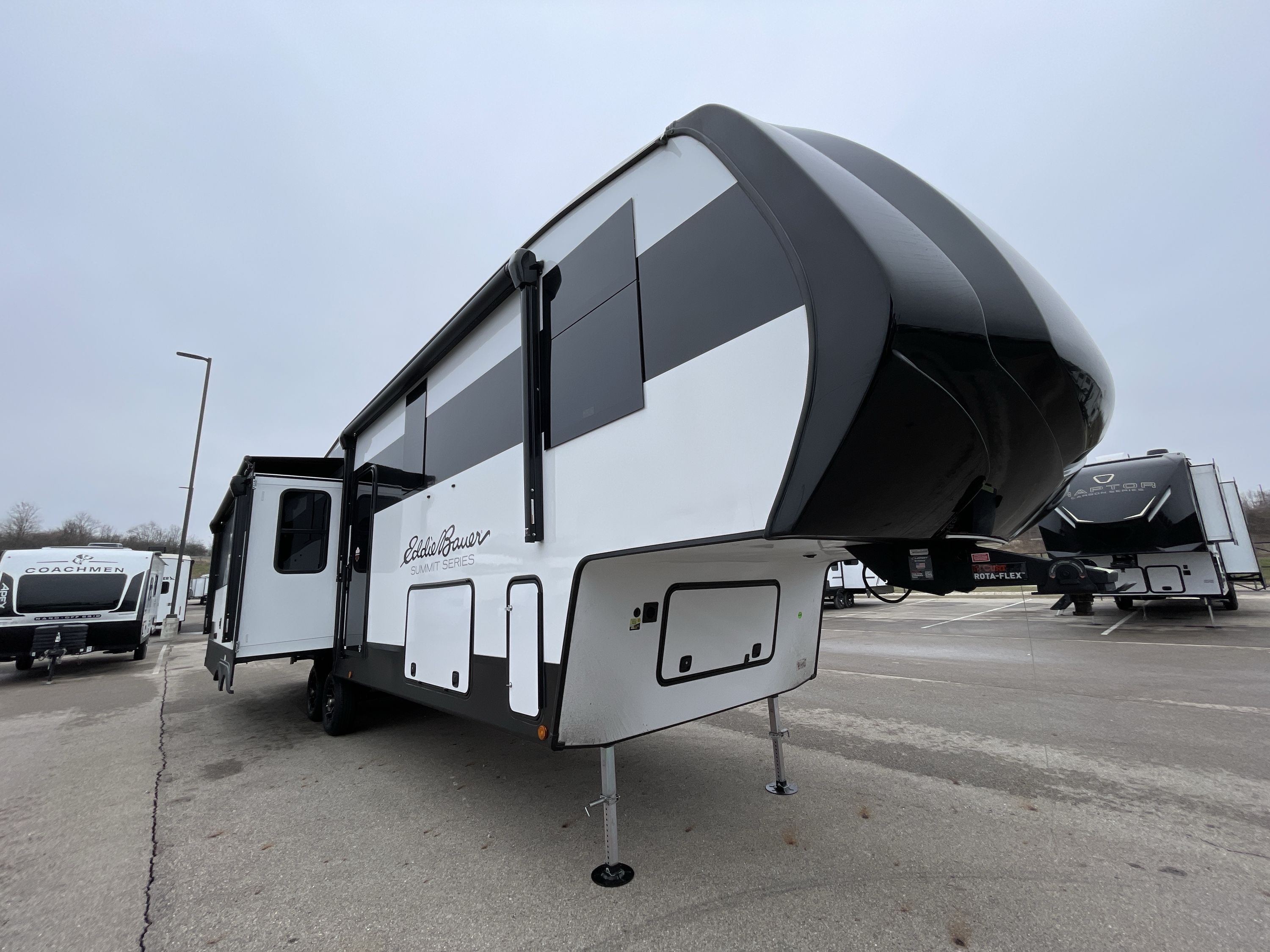 2026 Dutchmen EDDIE BAUER SUMMIT 3210RL in huber heights OH