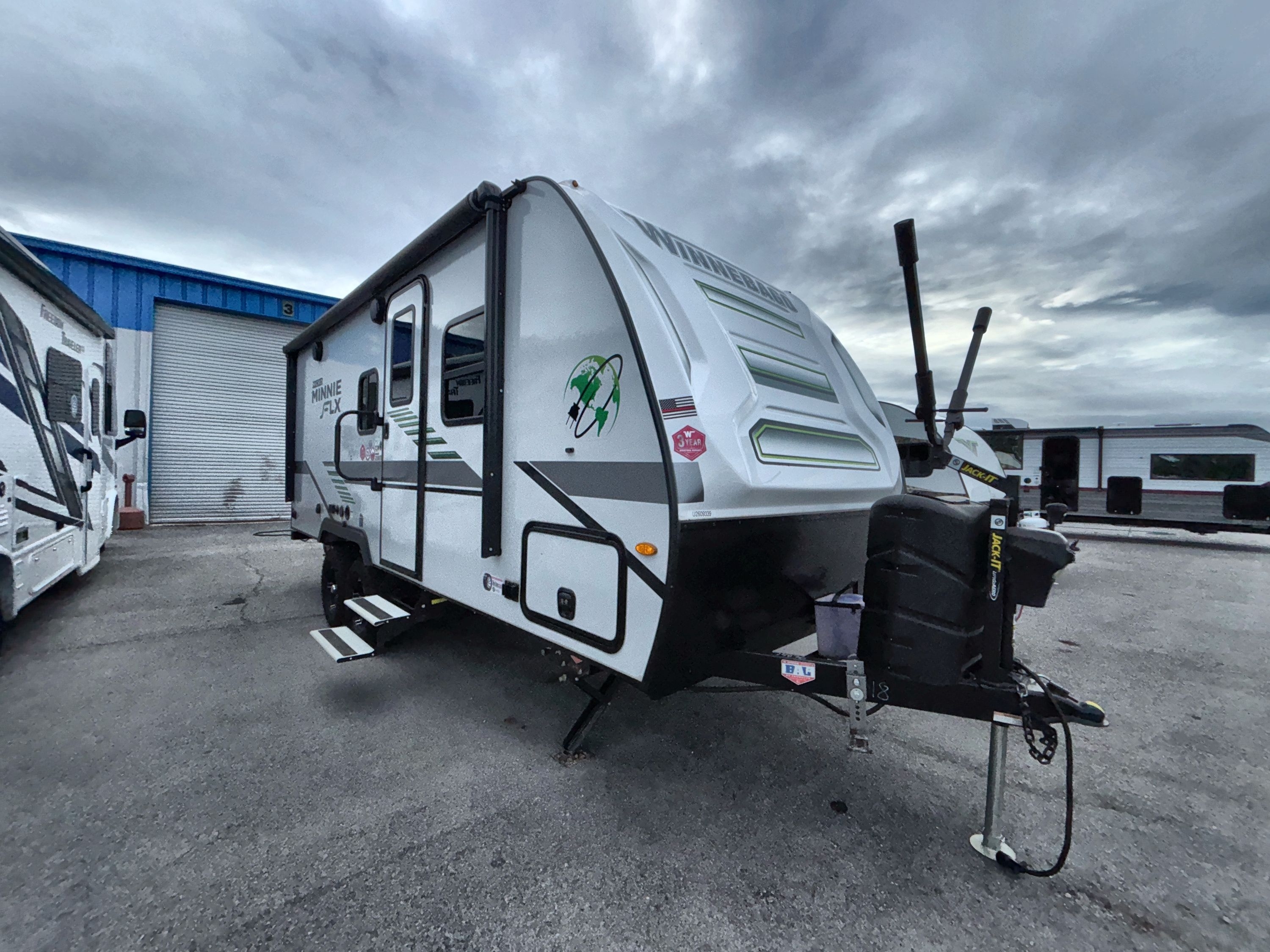 2022 Winnebago MICRO MINNIE FLX 2108TB in chattanooga TN