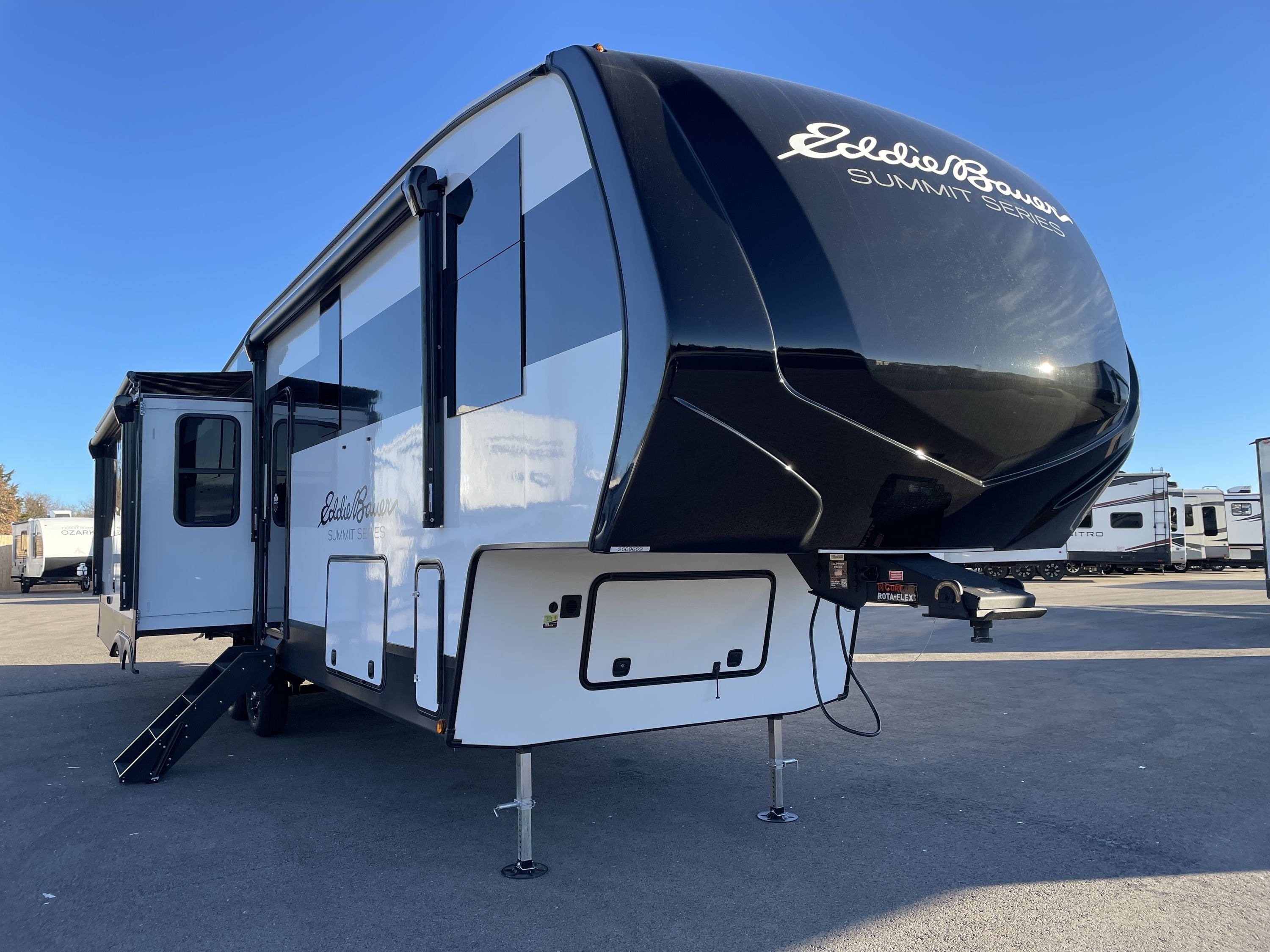 2026 Dutchmen EDDIE BAUER SUMMIT 3210RL in oklahoma city OK