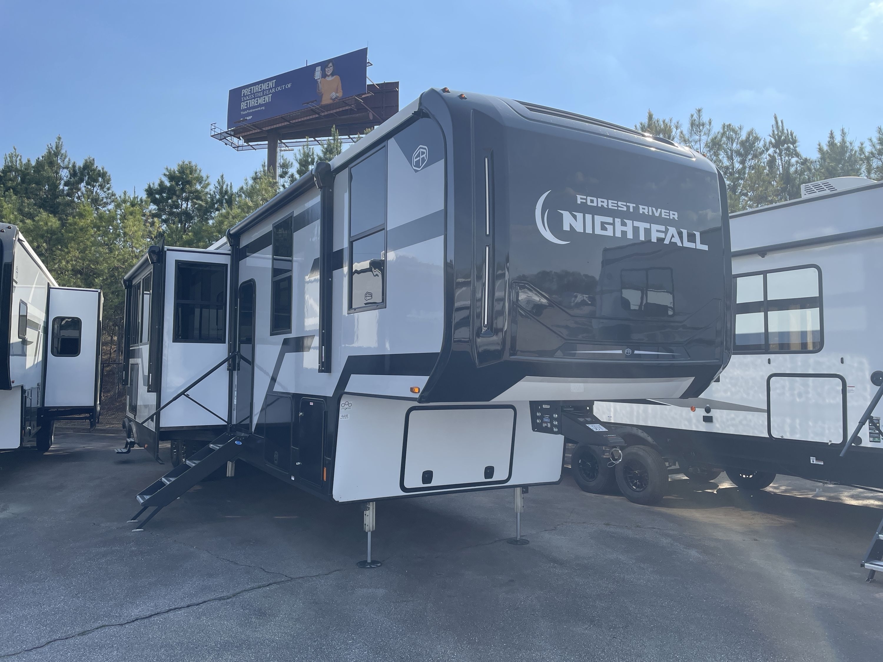 2026 Forest River NIGHTFALL HD 404NHD in oakwood GA