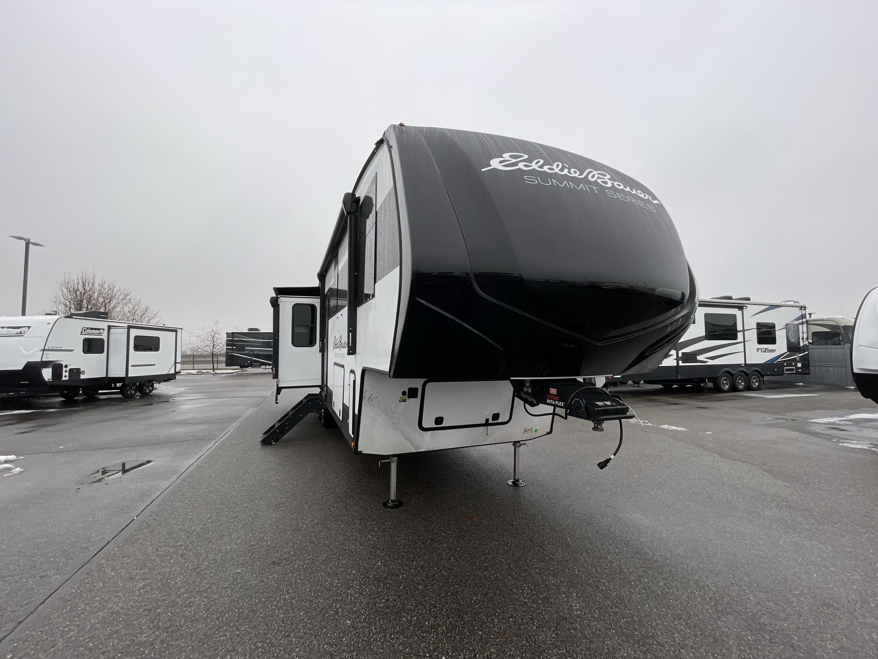2026 Dutchmen EDDIE BAUER SUMMIT 3210RL in liberty lake WA