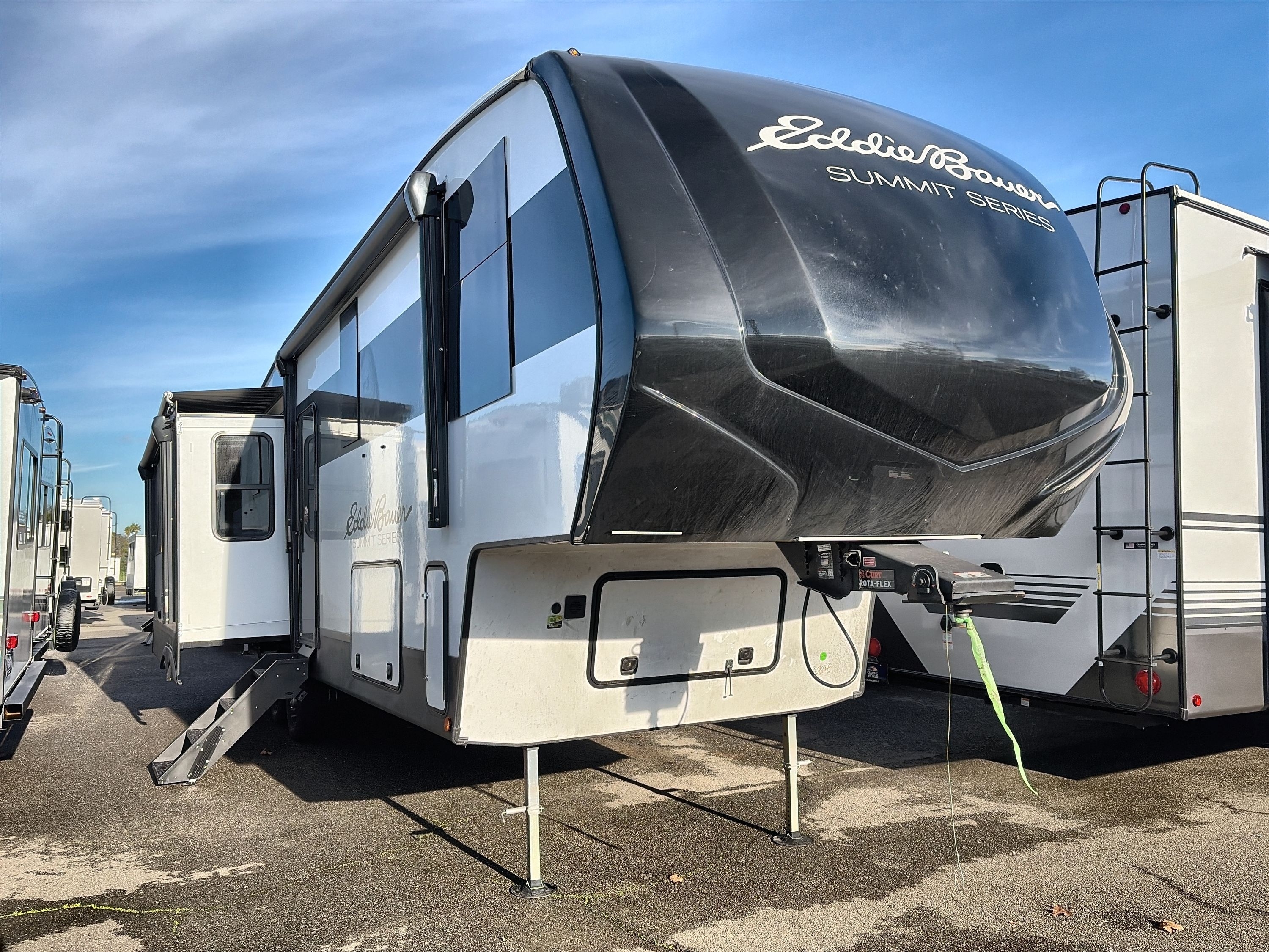2026 Dutchmen EDDIE BAUER SUMMIT 3210RL in vacaville CA