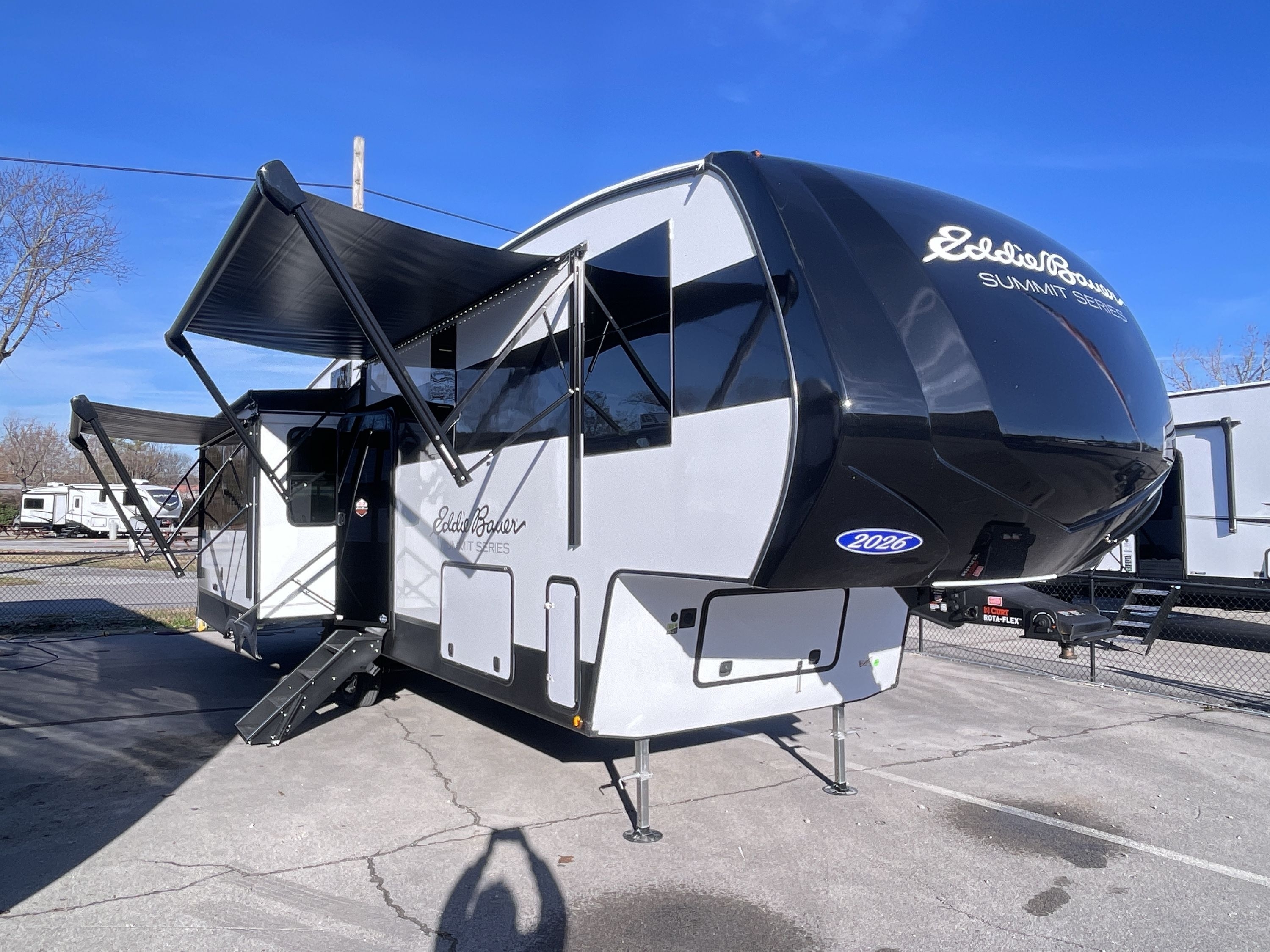 2026 Dutchmen EDDIE BAUER SUMMIT 3210RL in nashville TN