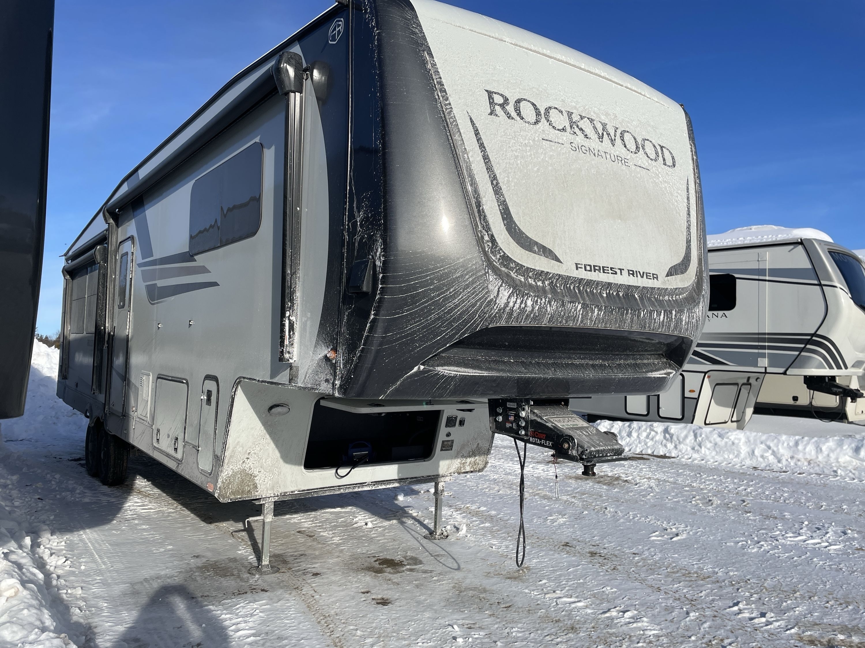 2026 Forest River ROCKWOOD SIGNATURE 361RLS in windham ME