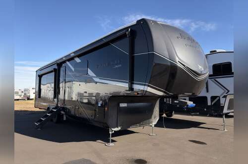2026 Jayco PINNACLE 36FBTS in longmont CO
