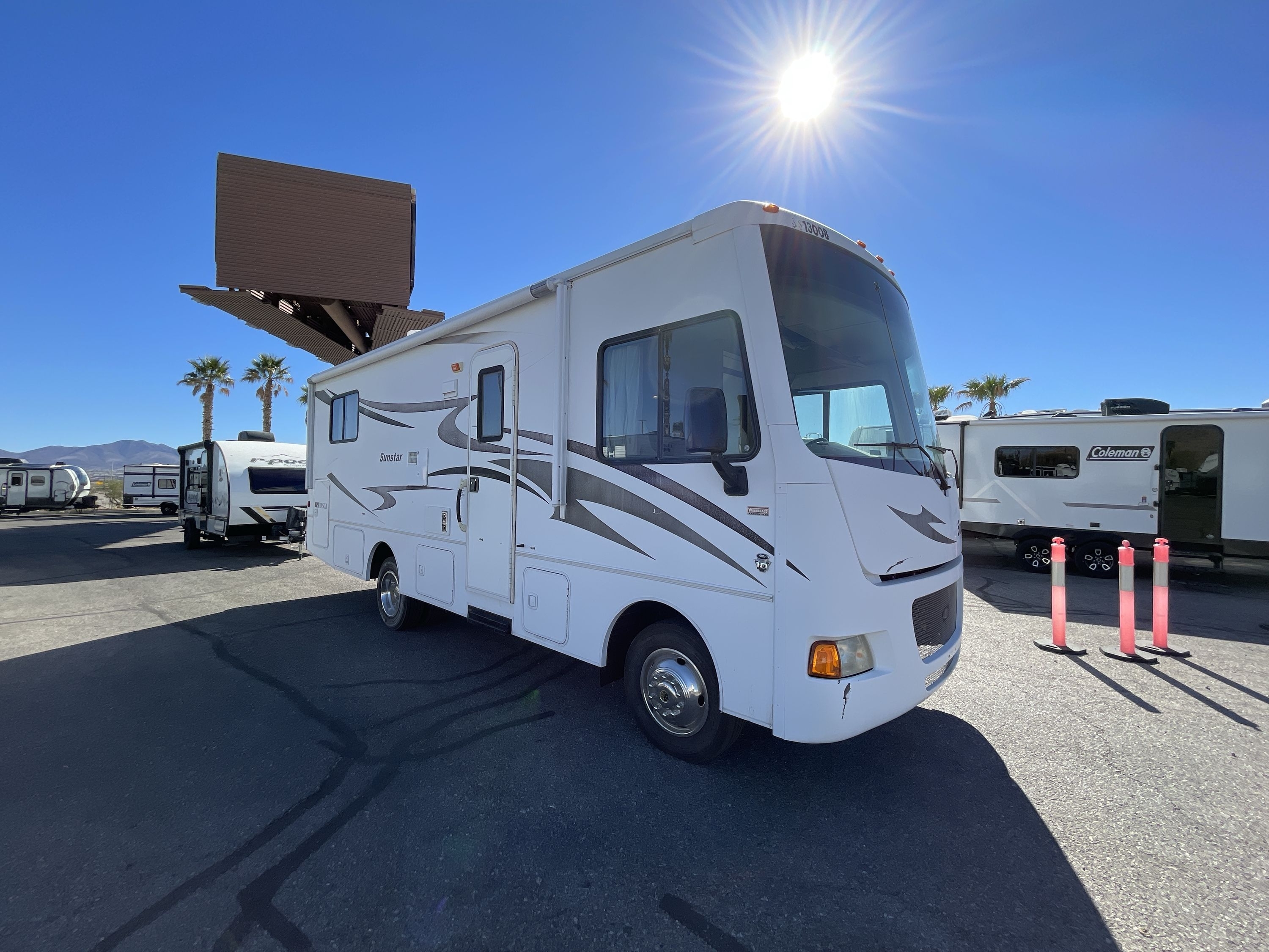 2013 Itasca SUNSTAR 27N in las vegas NV