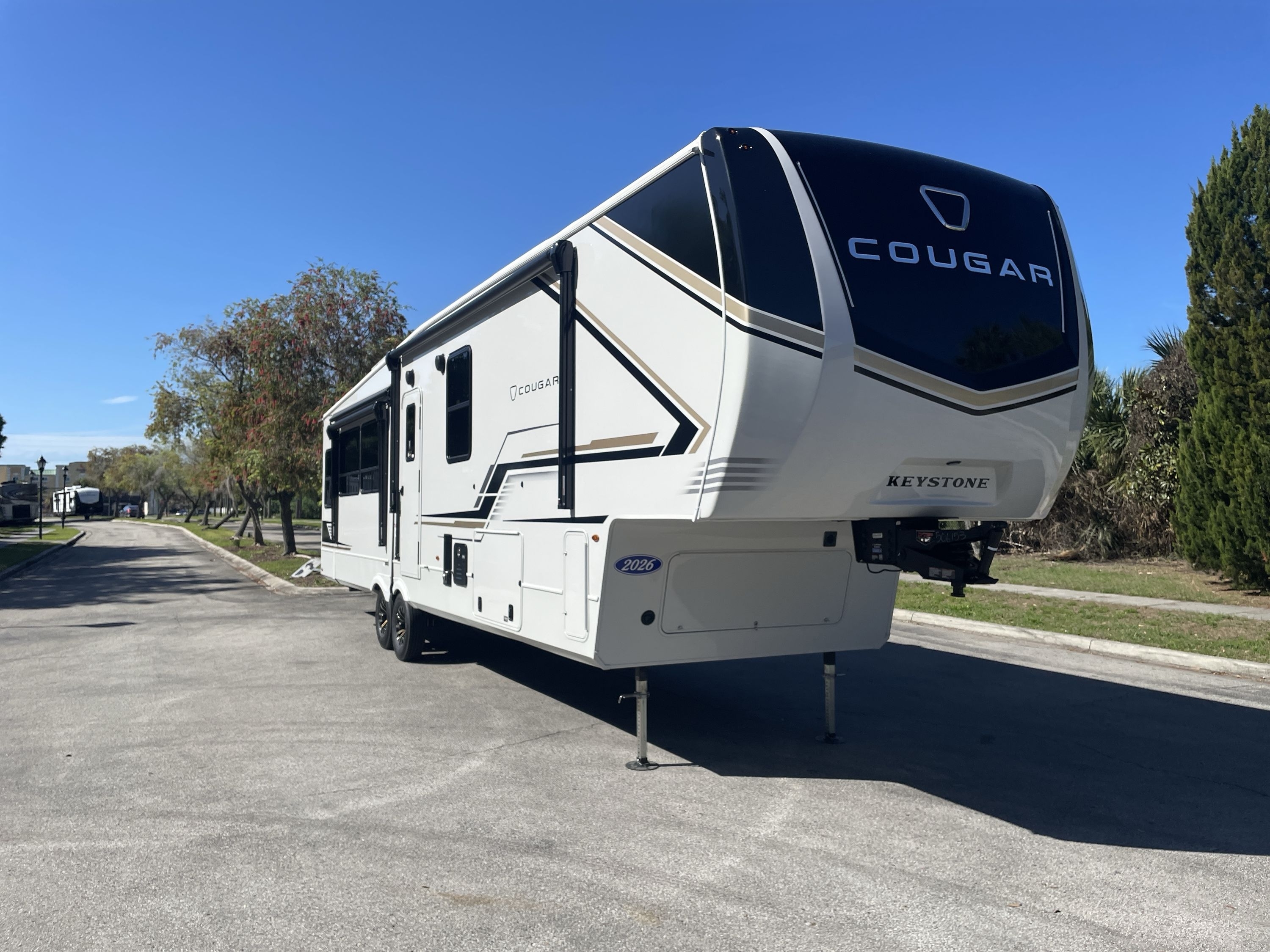 2026 Keystone COUGAR 355FBS in kissimmee FL