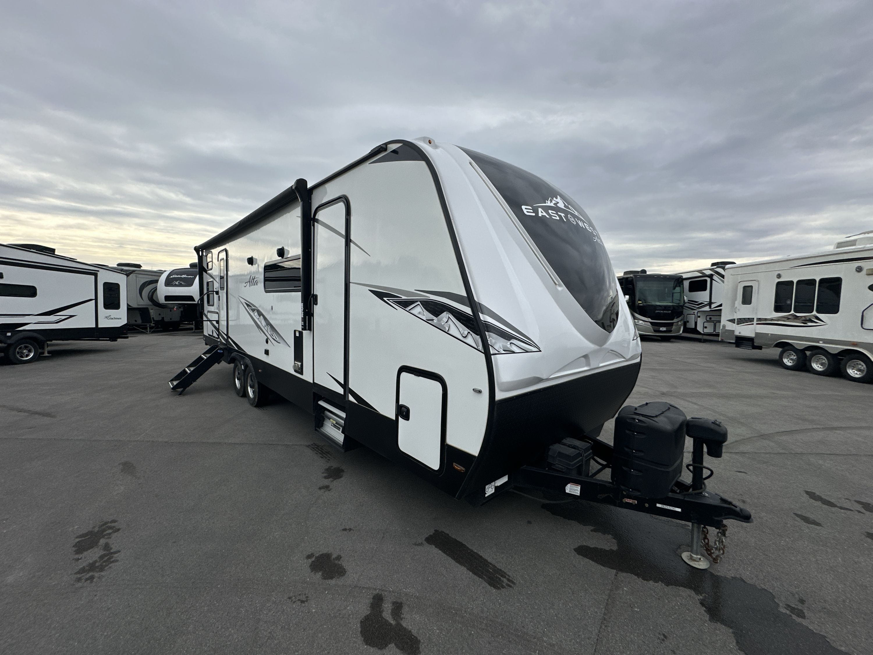 2022 East To West ALTA 2900KBH RV
