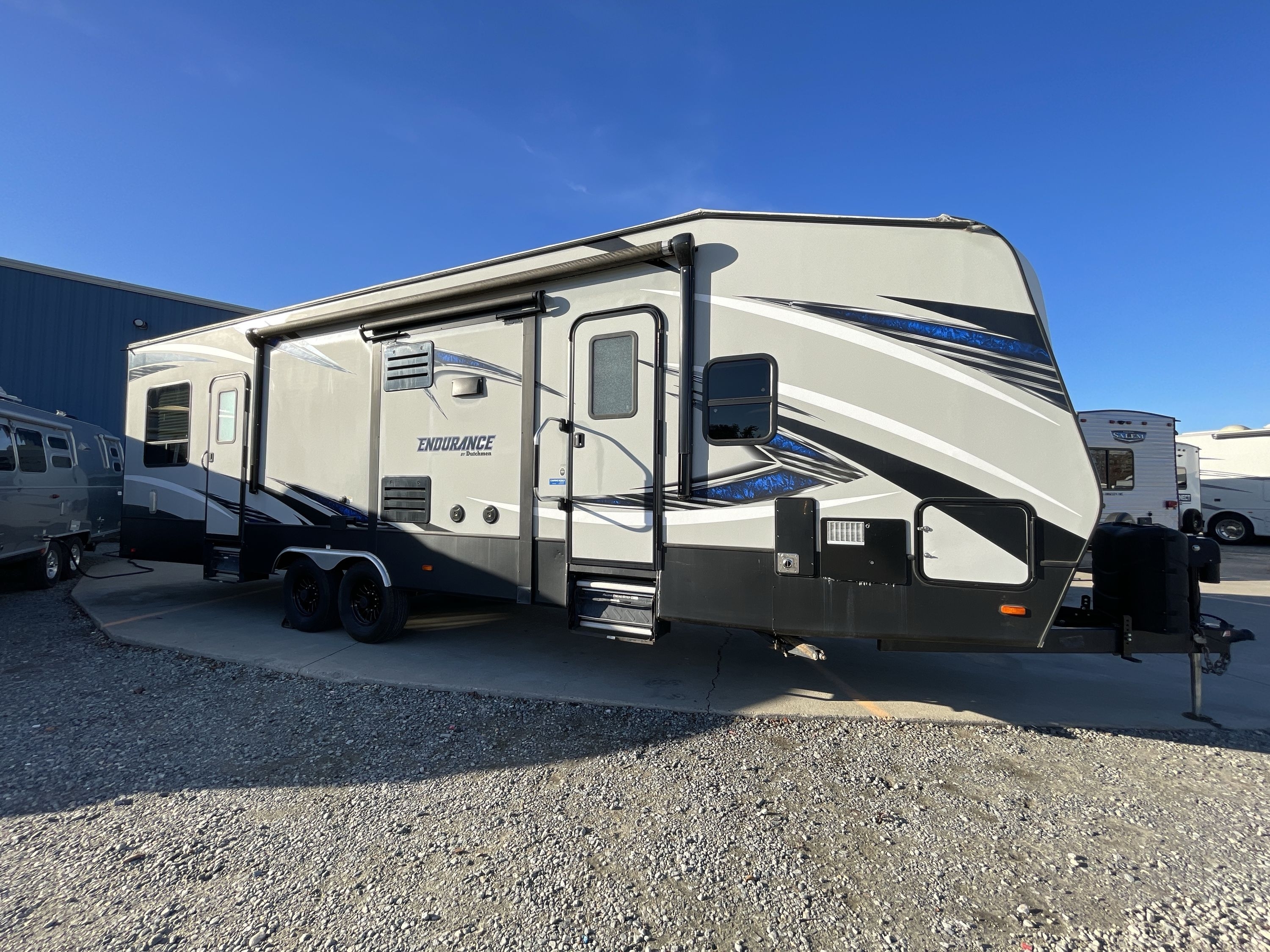 2019 Dutchmen ENDURANCE 3706 in thornburg VA