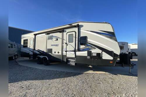 2019 Dutchmen ENDURANCE 3706 in thornburg VA