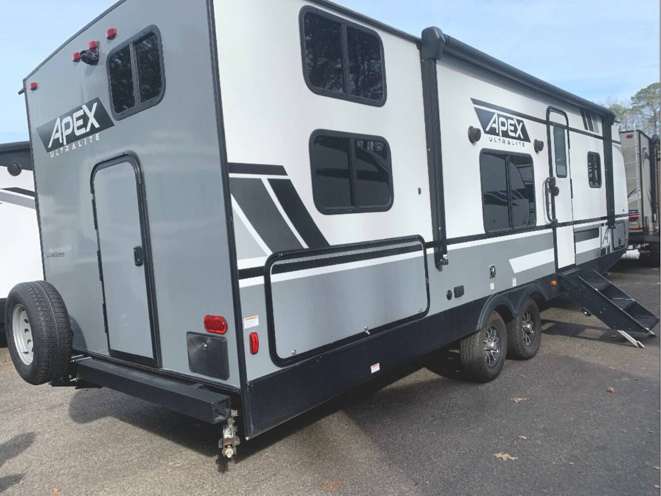A photo of this 2022 Coachmen APEX 256BHS