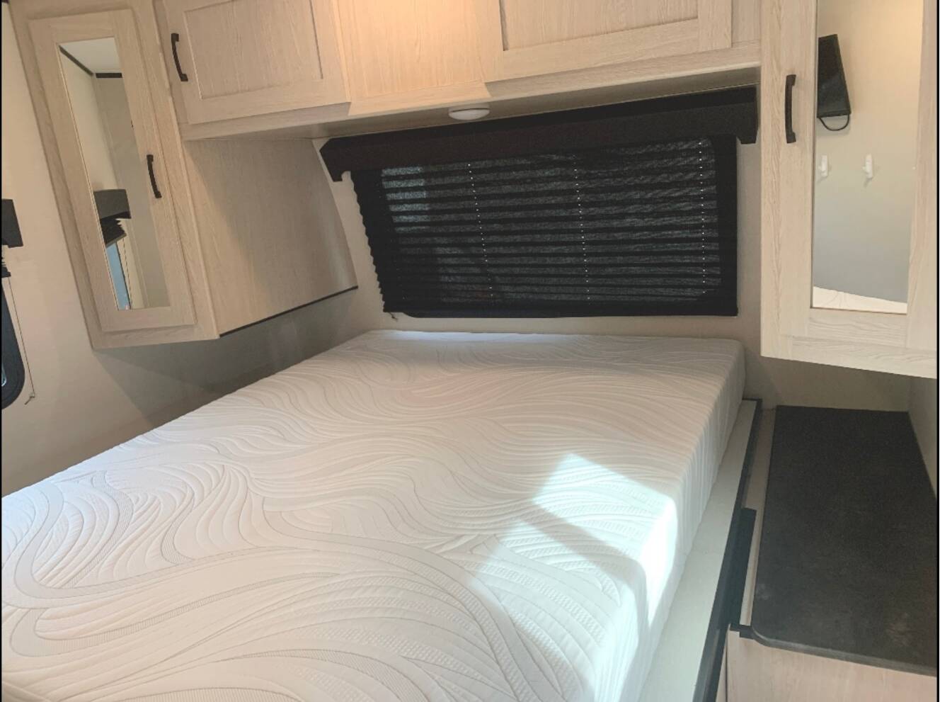 A photo of this 2022 Coachmen APEX 256BHS
