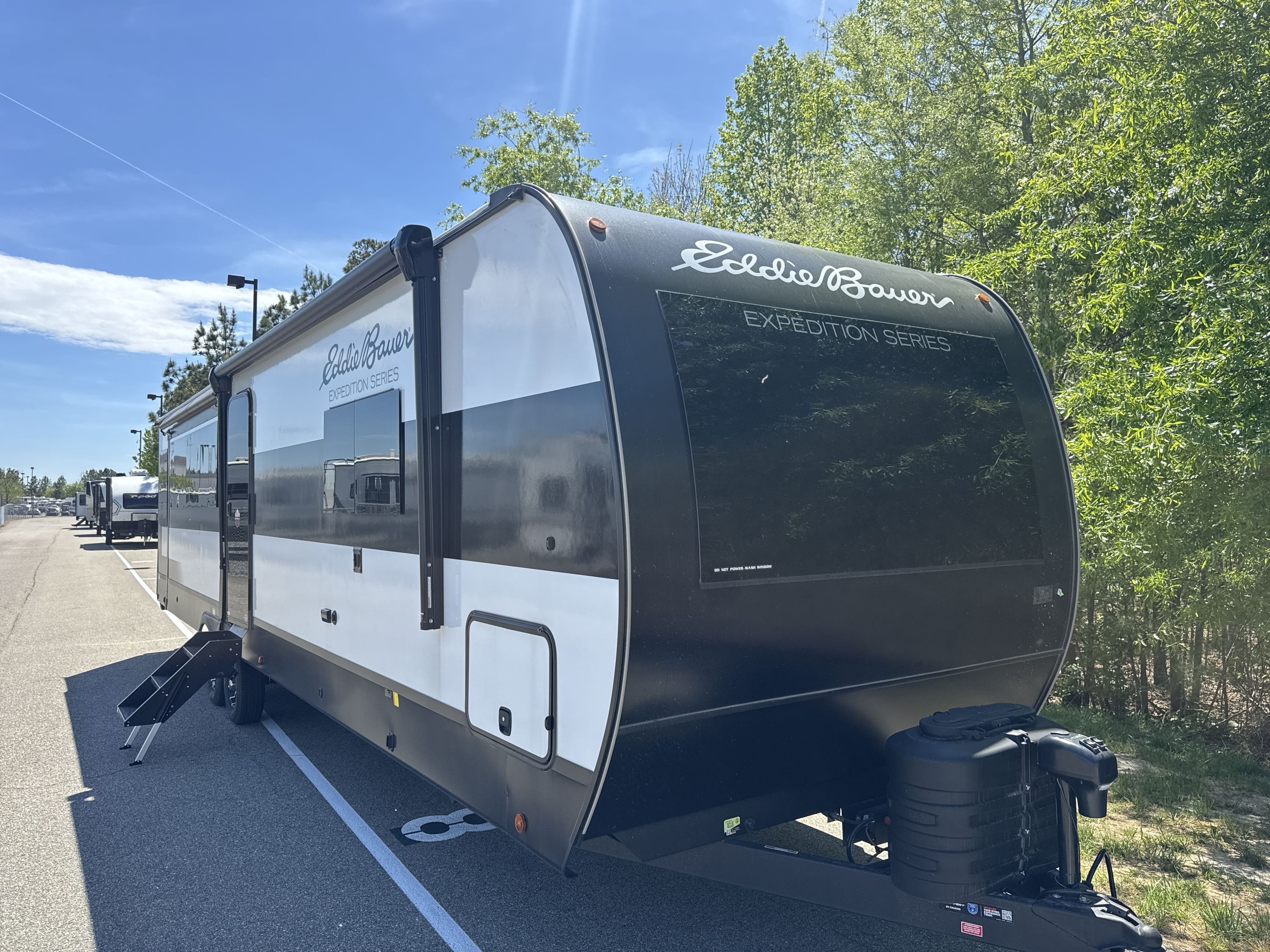 2026 Dutchmen EDDIE BAUER EXPEDITION 345RL in ashland VA