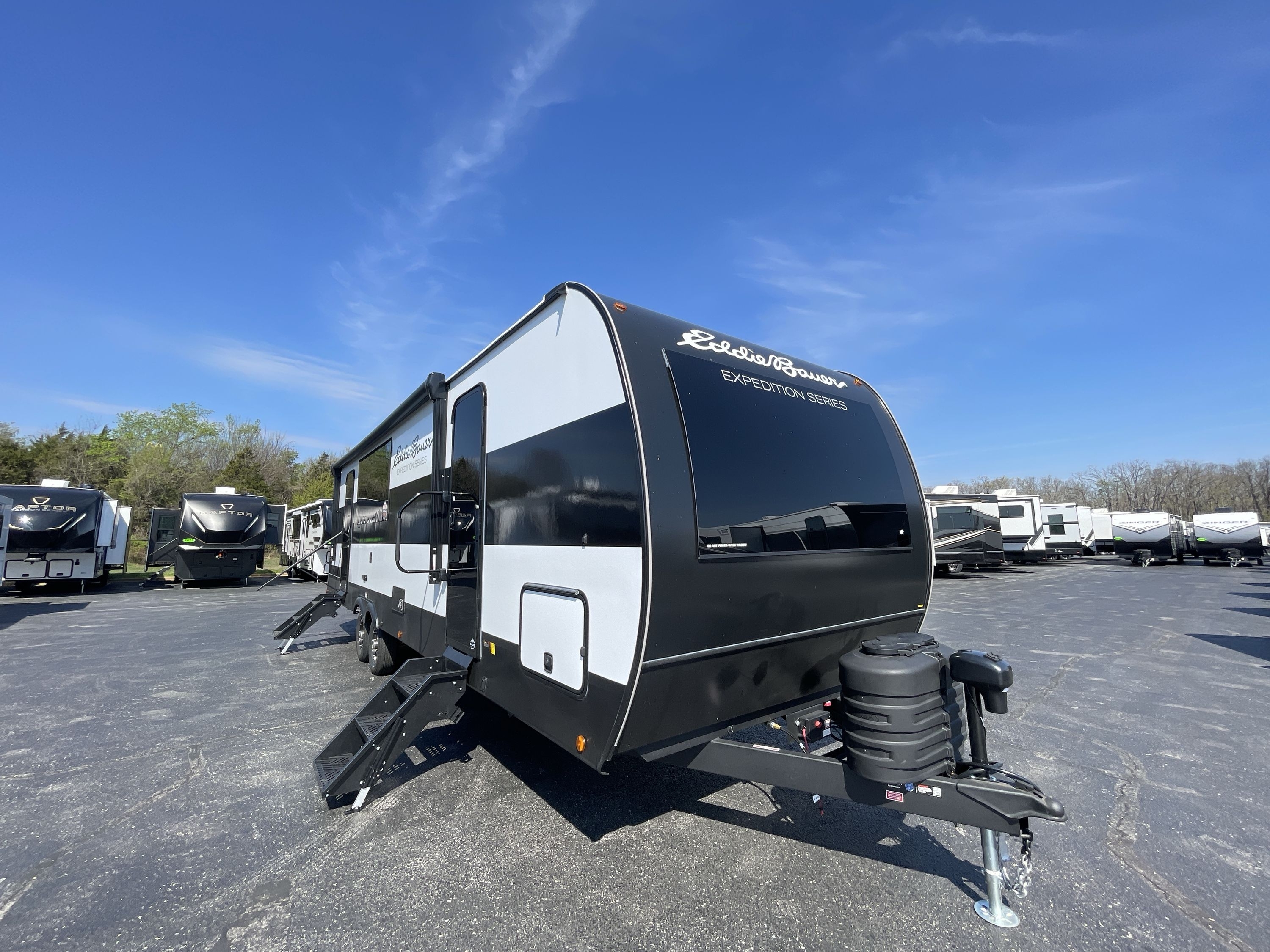2026 Dutchmen EDDIE BAUER EXPEDITION 295BH in strafford MO