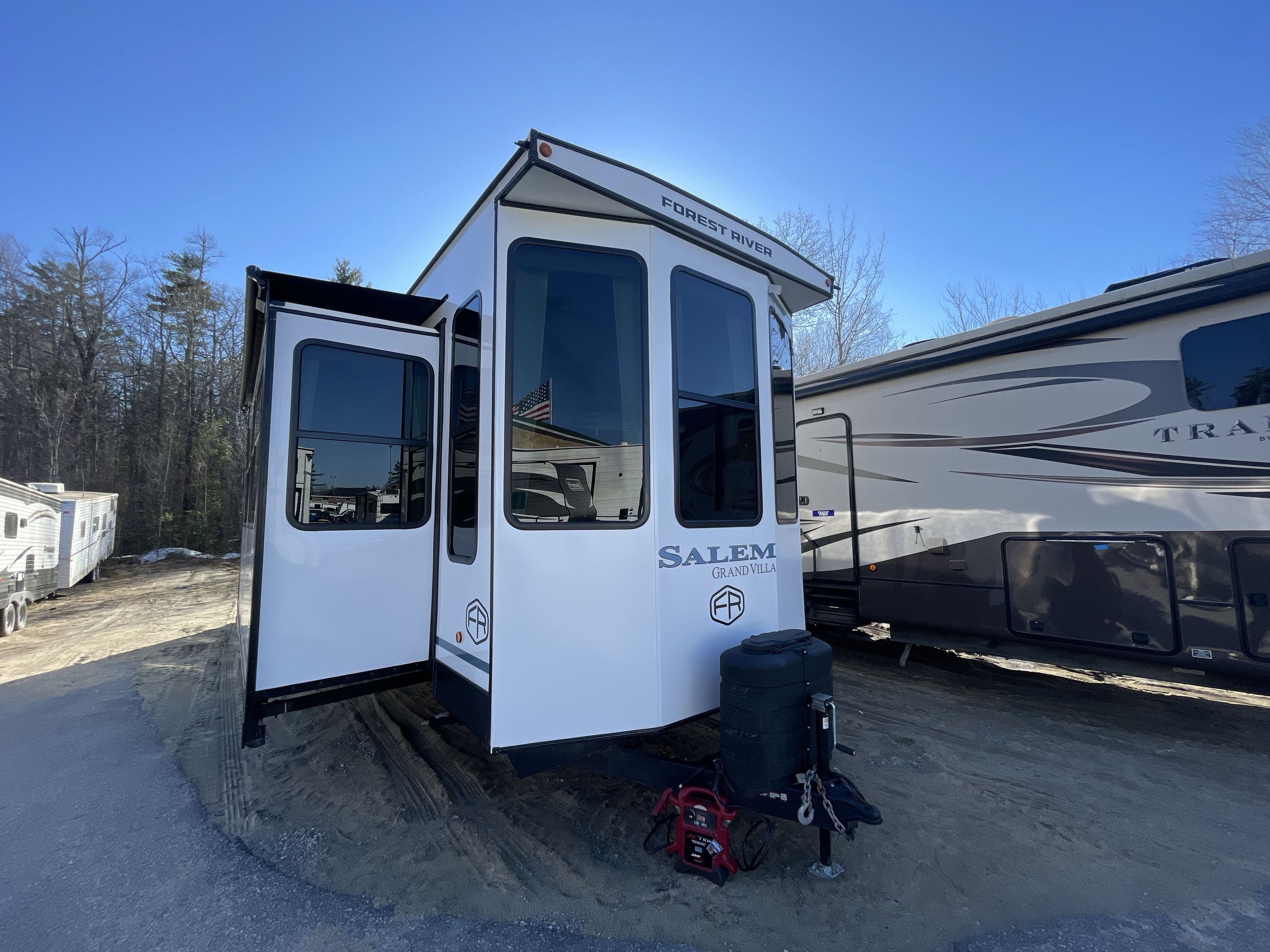 2026 Forest River SALEM VILLA GRAND 42FLDL in chichester NH