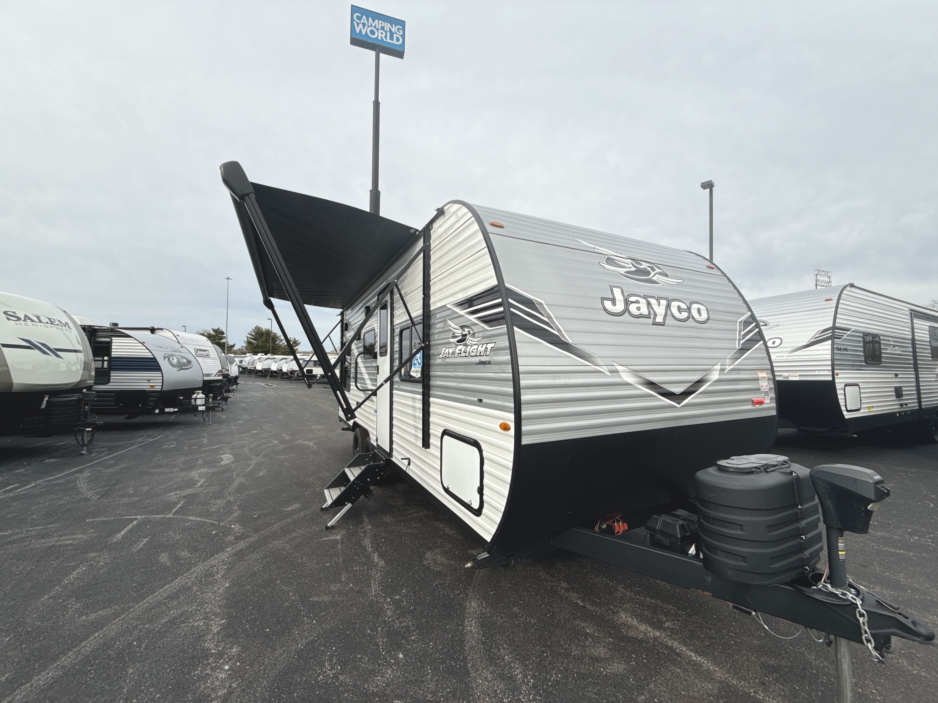 2025 Jayco JAY FLIGHT SLX 210QB in georgetown KY