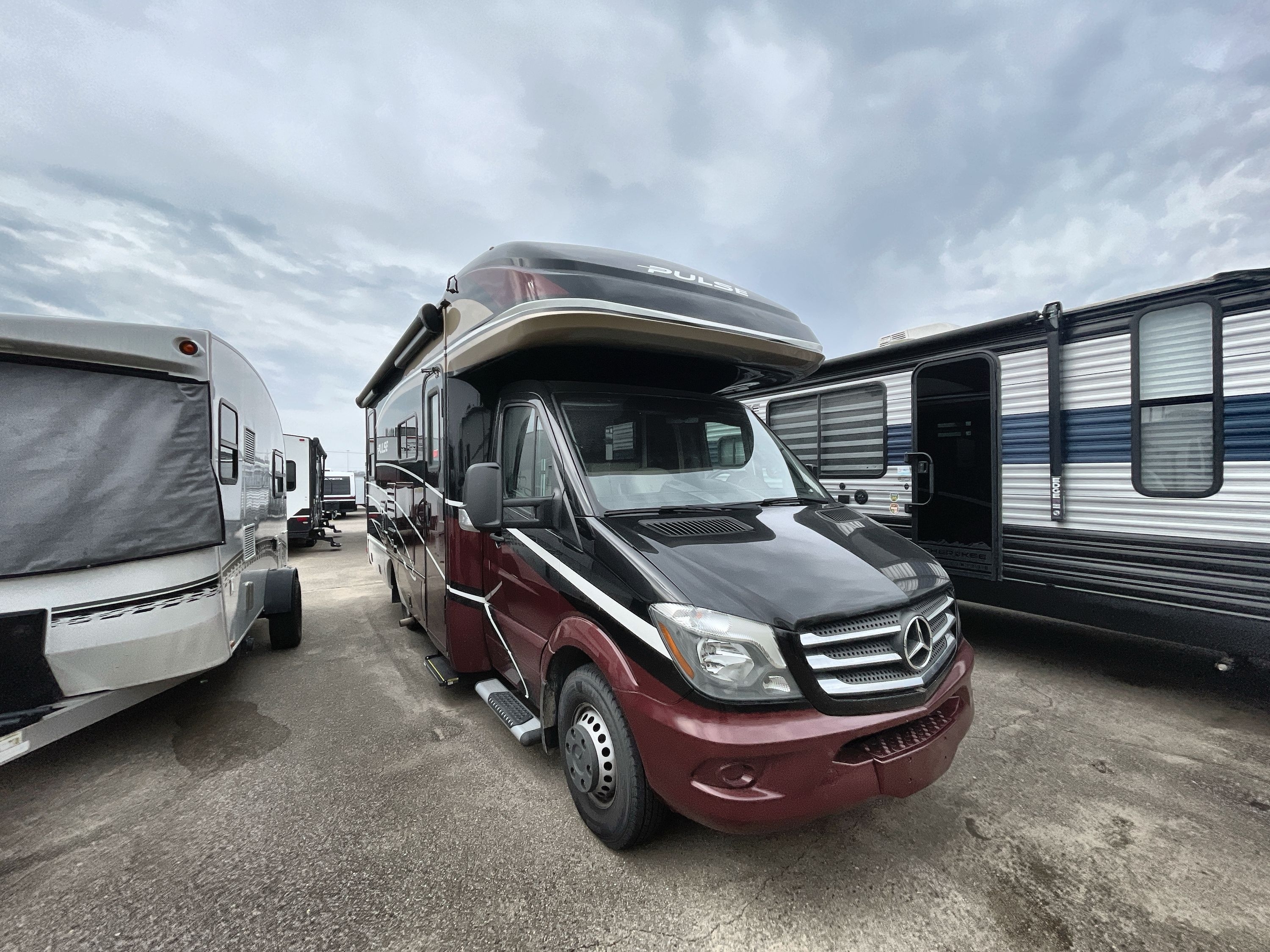 2019 Fleetwood PULSE 24A in olive branch MS