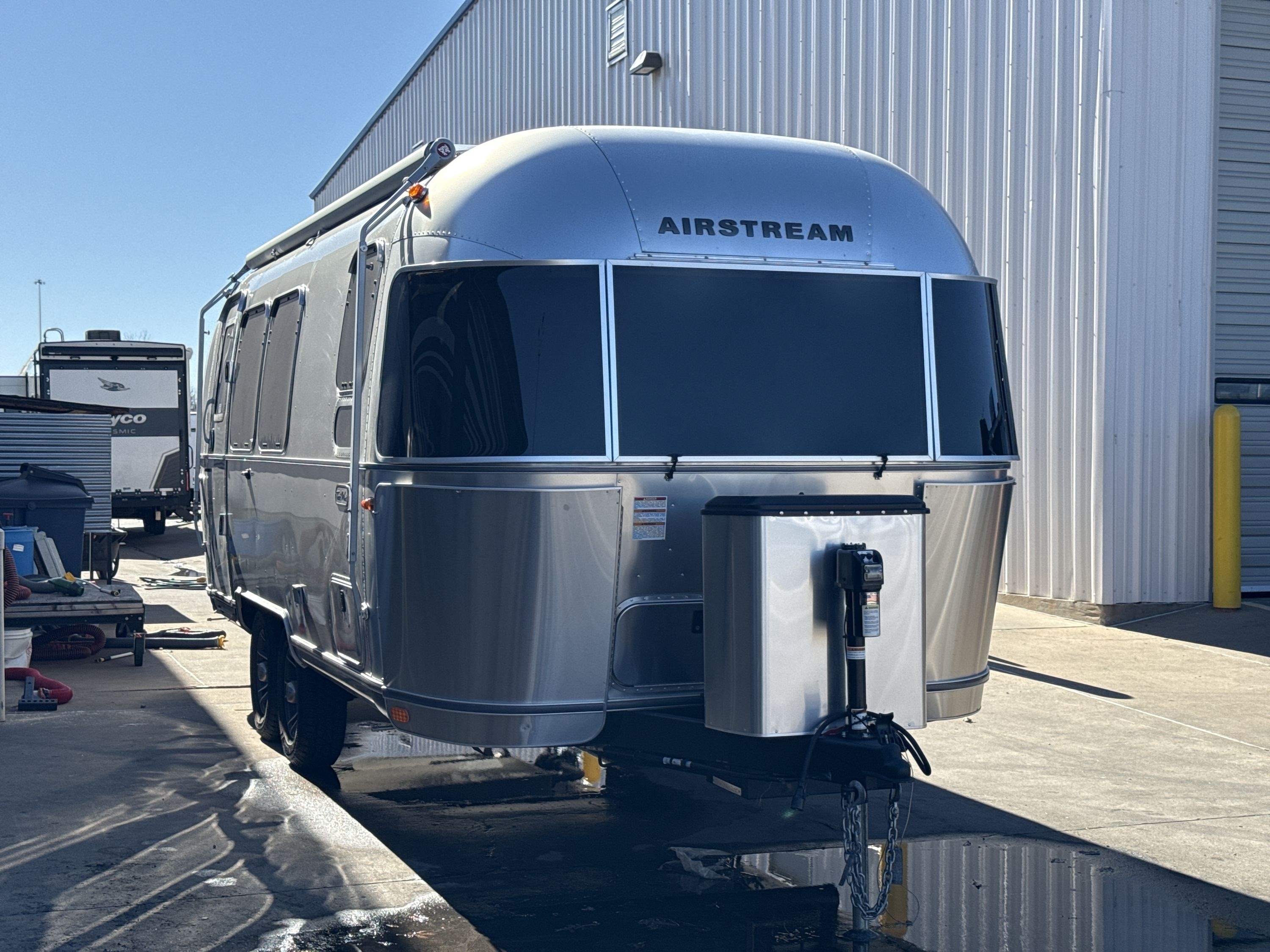 2025 Airstream TRADE WIND 23FB TWIN RV