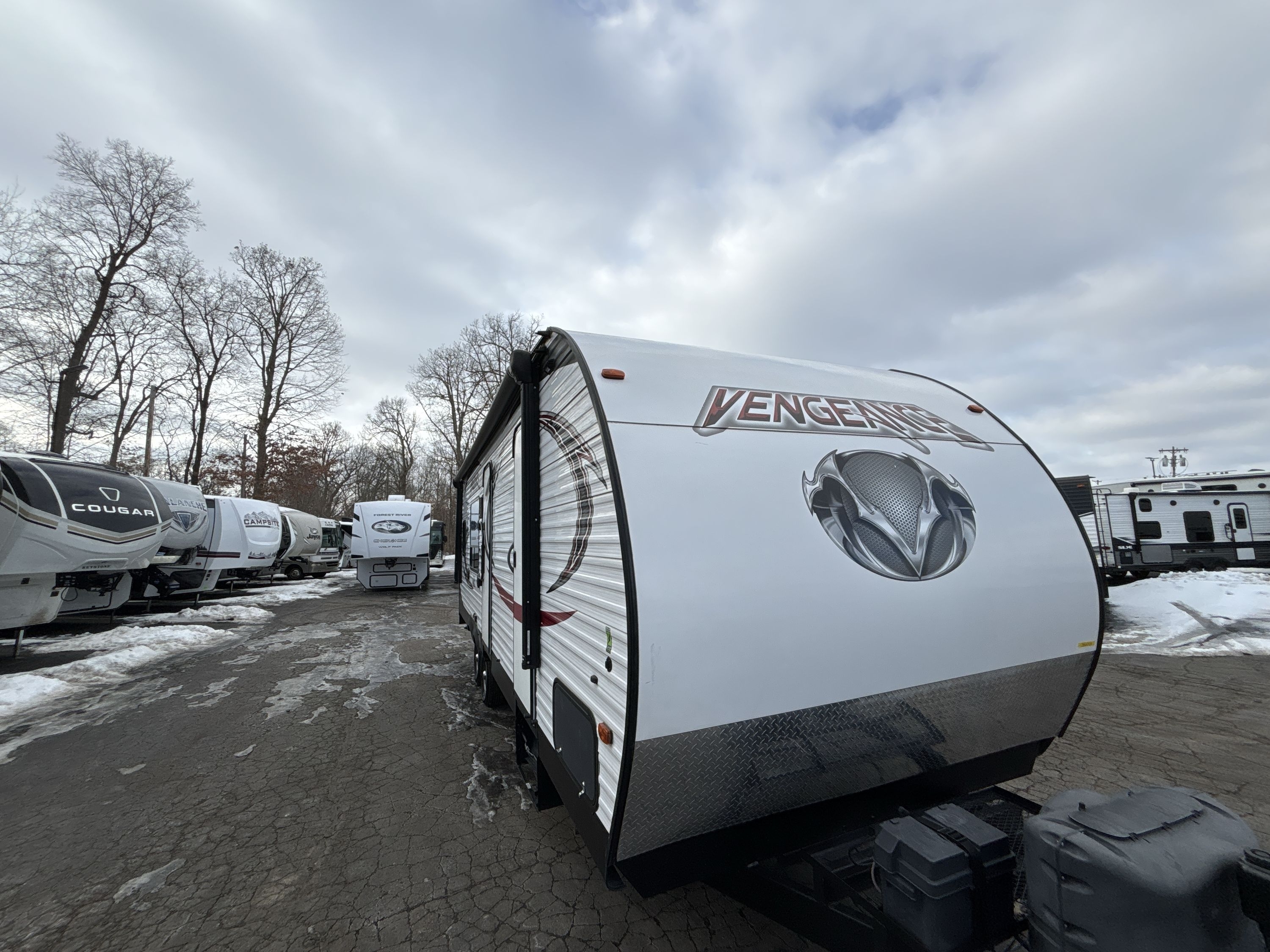 2017 Forest River VENGEANCE 25V Travel Trailer Toy Hauler RV