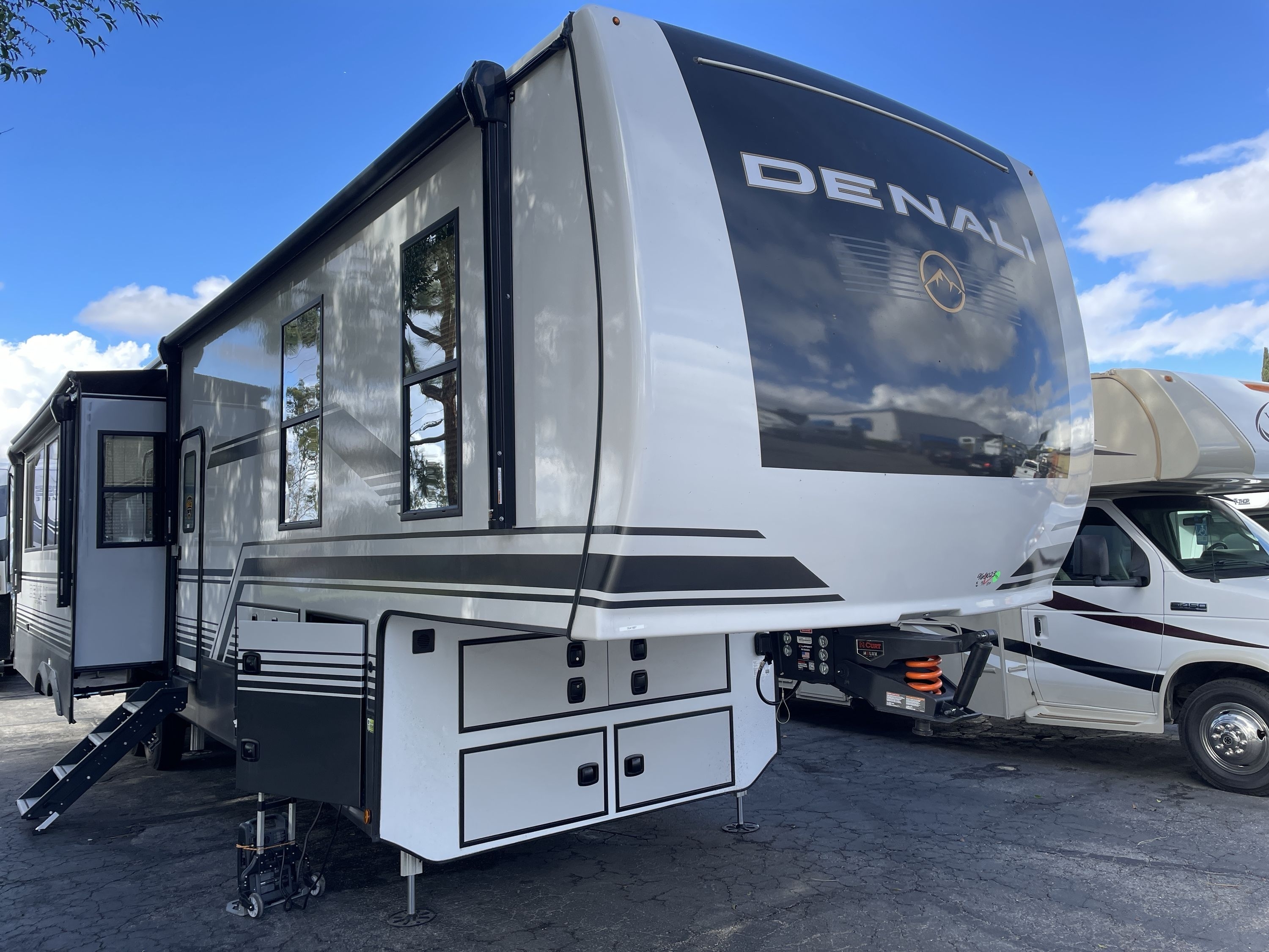 2026 Dutchmen DENALI 366RK in riverside CA