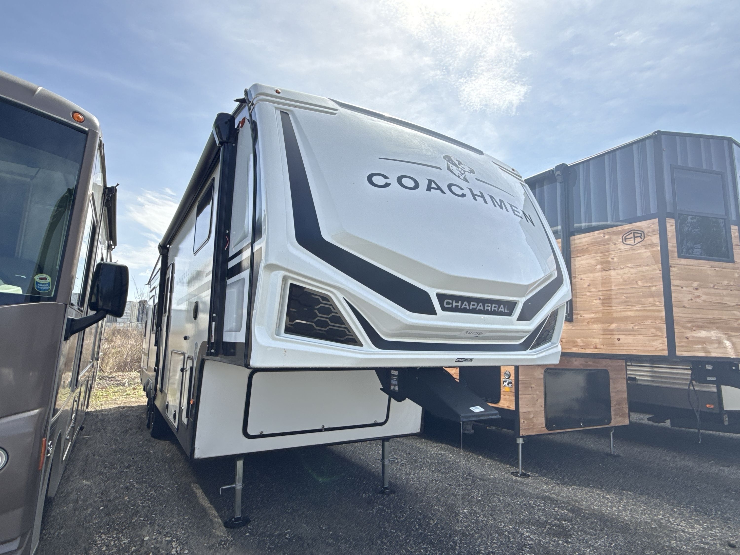 2026 Coachmen CHAPARRAL 298RLS in uxbridge MA