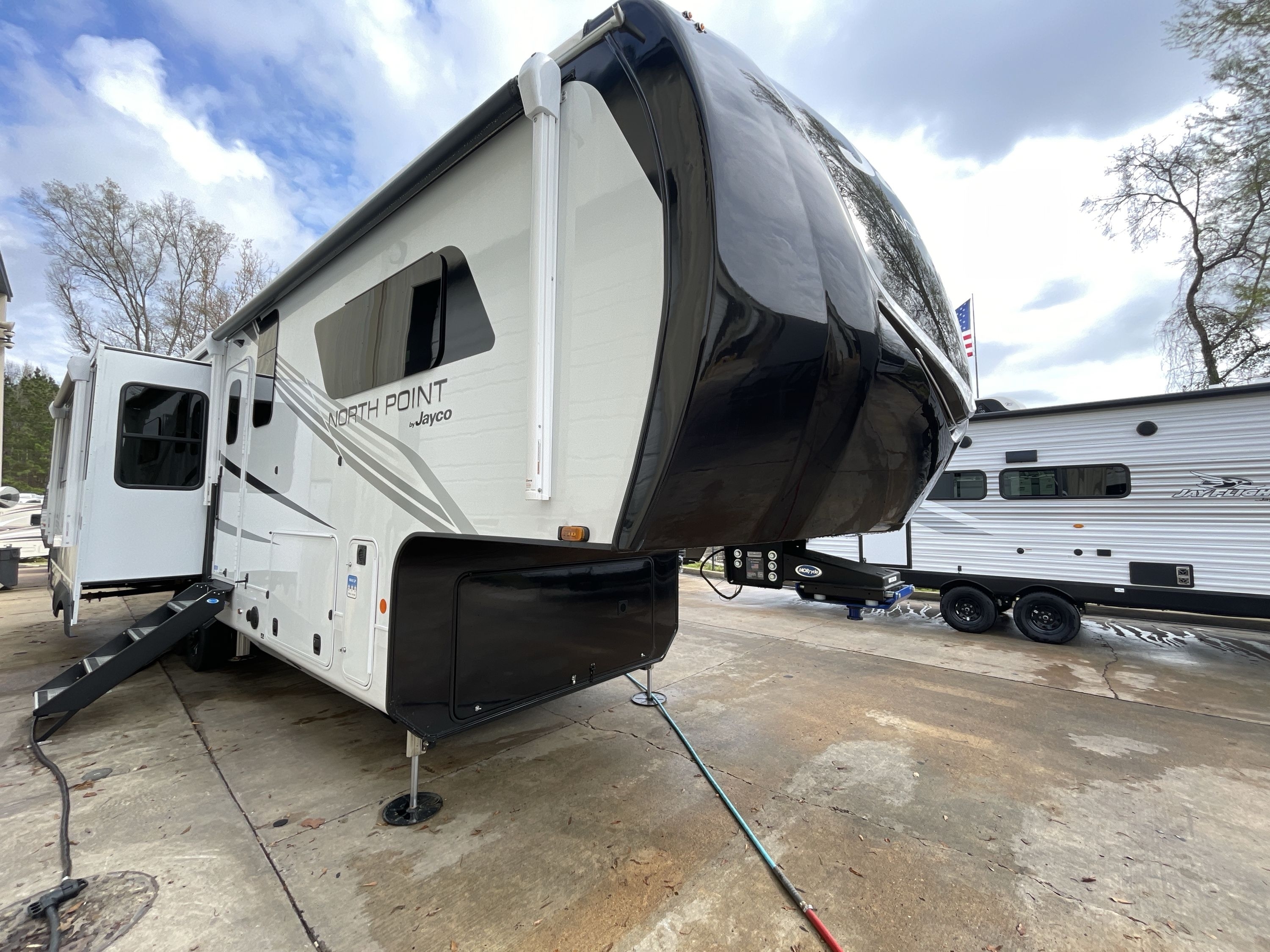 2026 Jayco NORTH POINT 310RLTS in jackson MS
