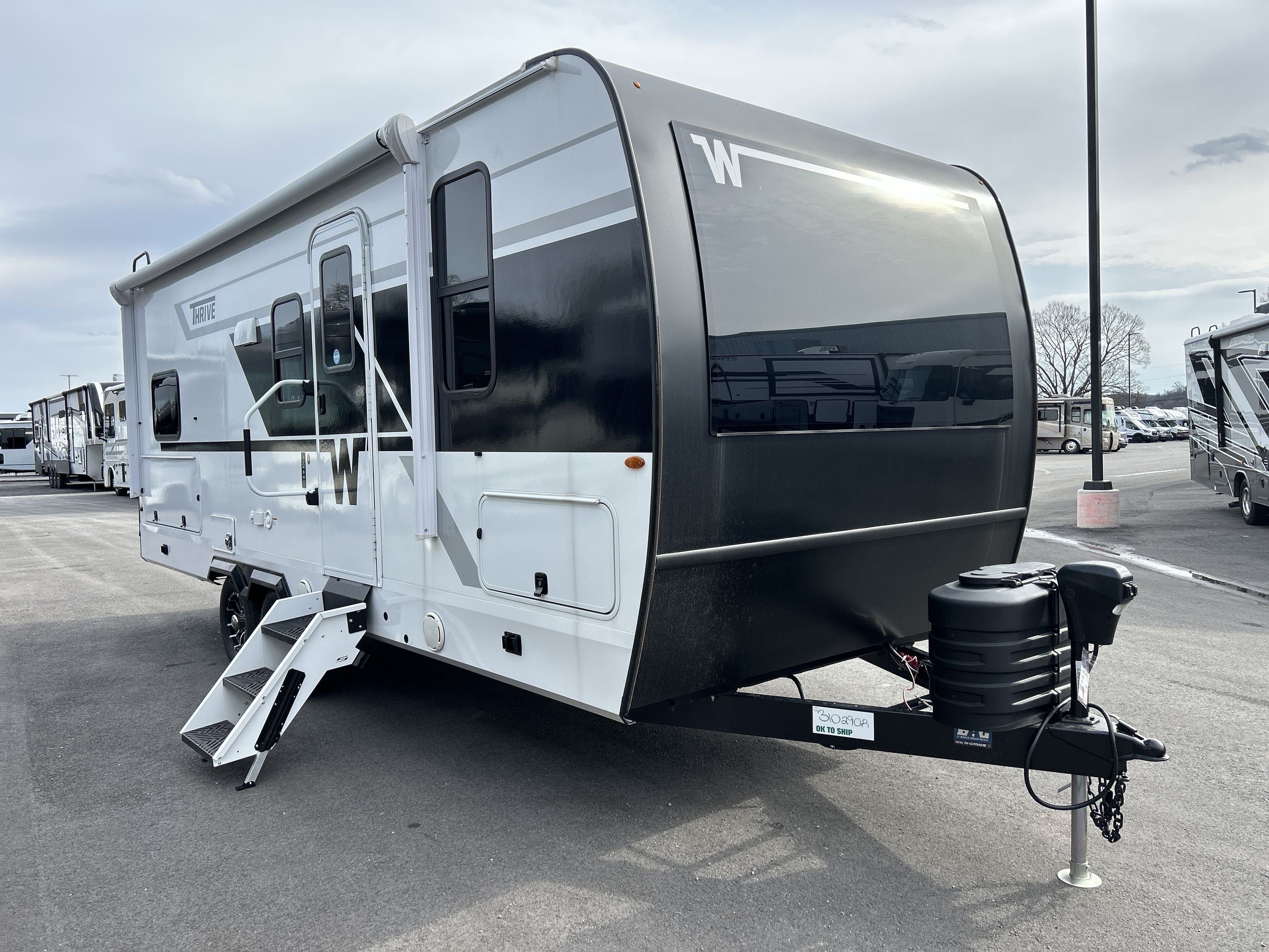 2026 Winnebago THRIVE 22MBH in kodak TN
