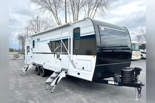 2026 Winnebago THRIVE 28BHS in bowling green KY