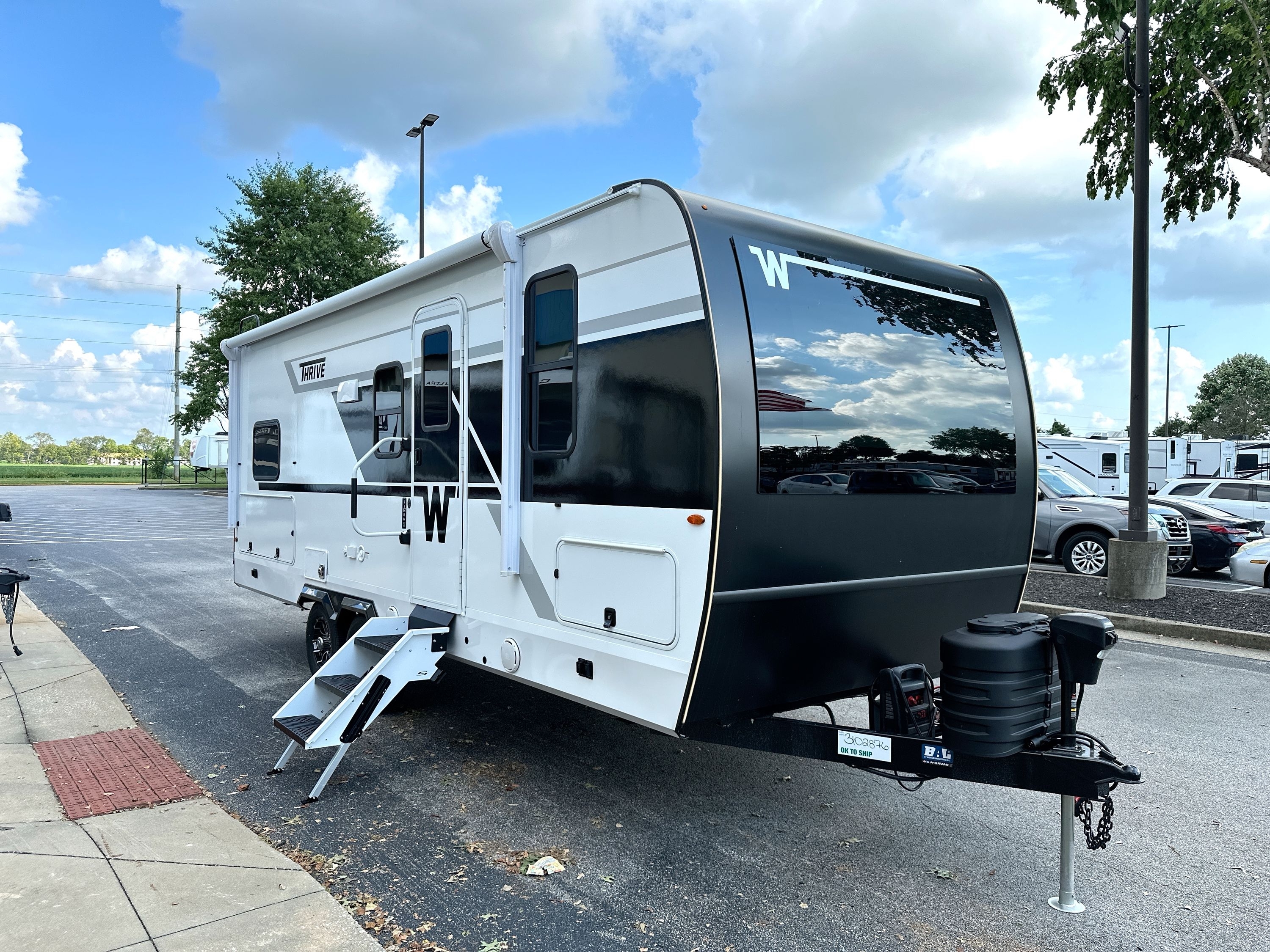 2026 Winnebago THRIVE 22MBH in bowling green KY