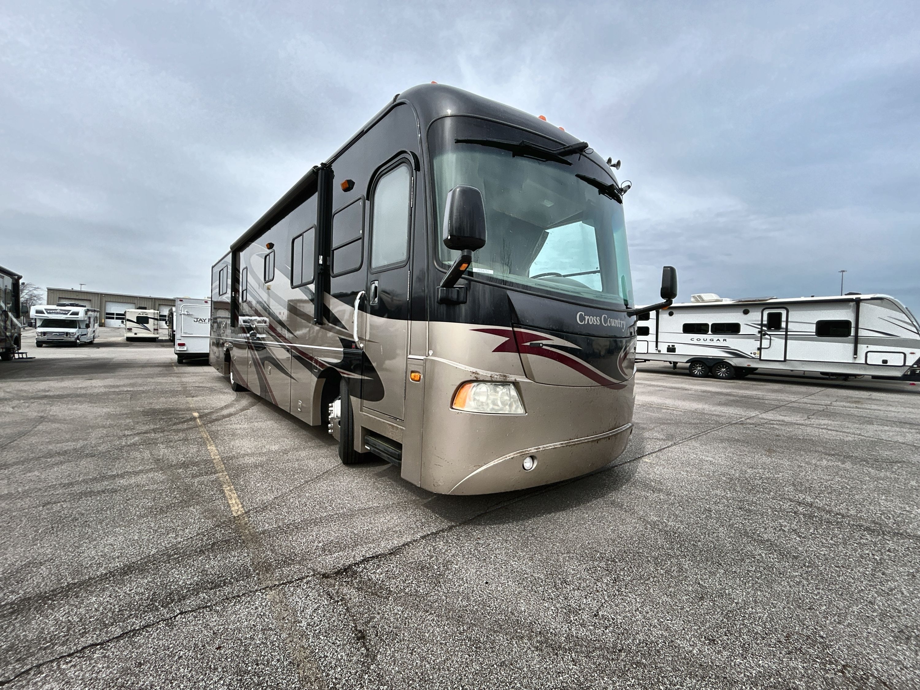 2008 Coachmen CROSS COUNTRY 383FWS in greenfield IN