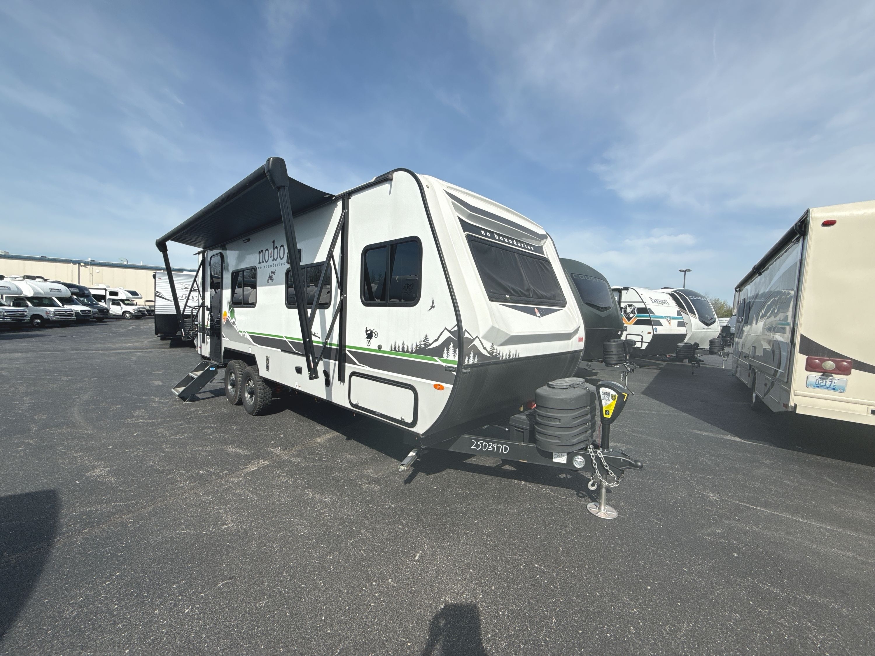 2024 Forest River NO BOUNDARIES ROGUE RIVER 19.1 Travel Trailer Toy Hauler RV