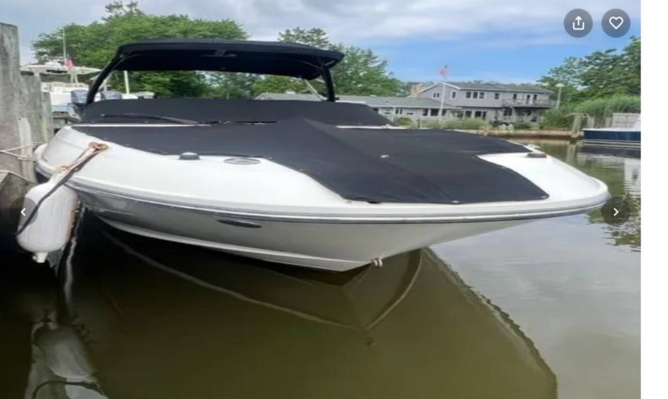 A photo of this 2013 Sea Ray 240 Sundeck