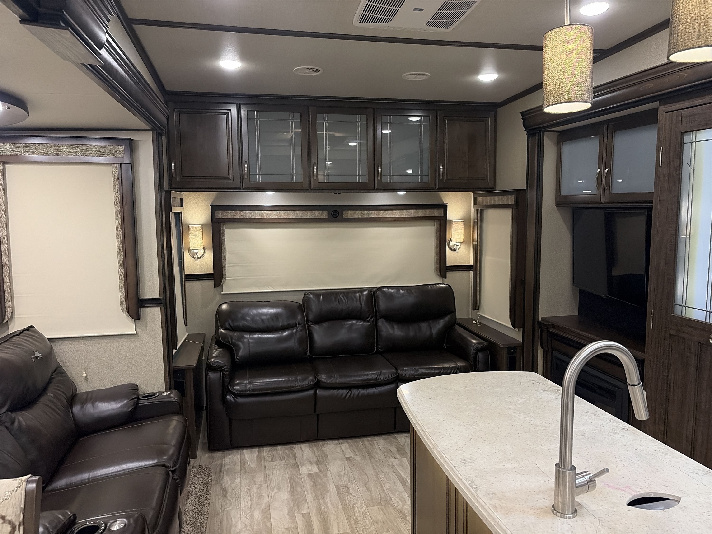 2019 Grand Design SOLITUDE 377MBS in springfield IL