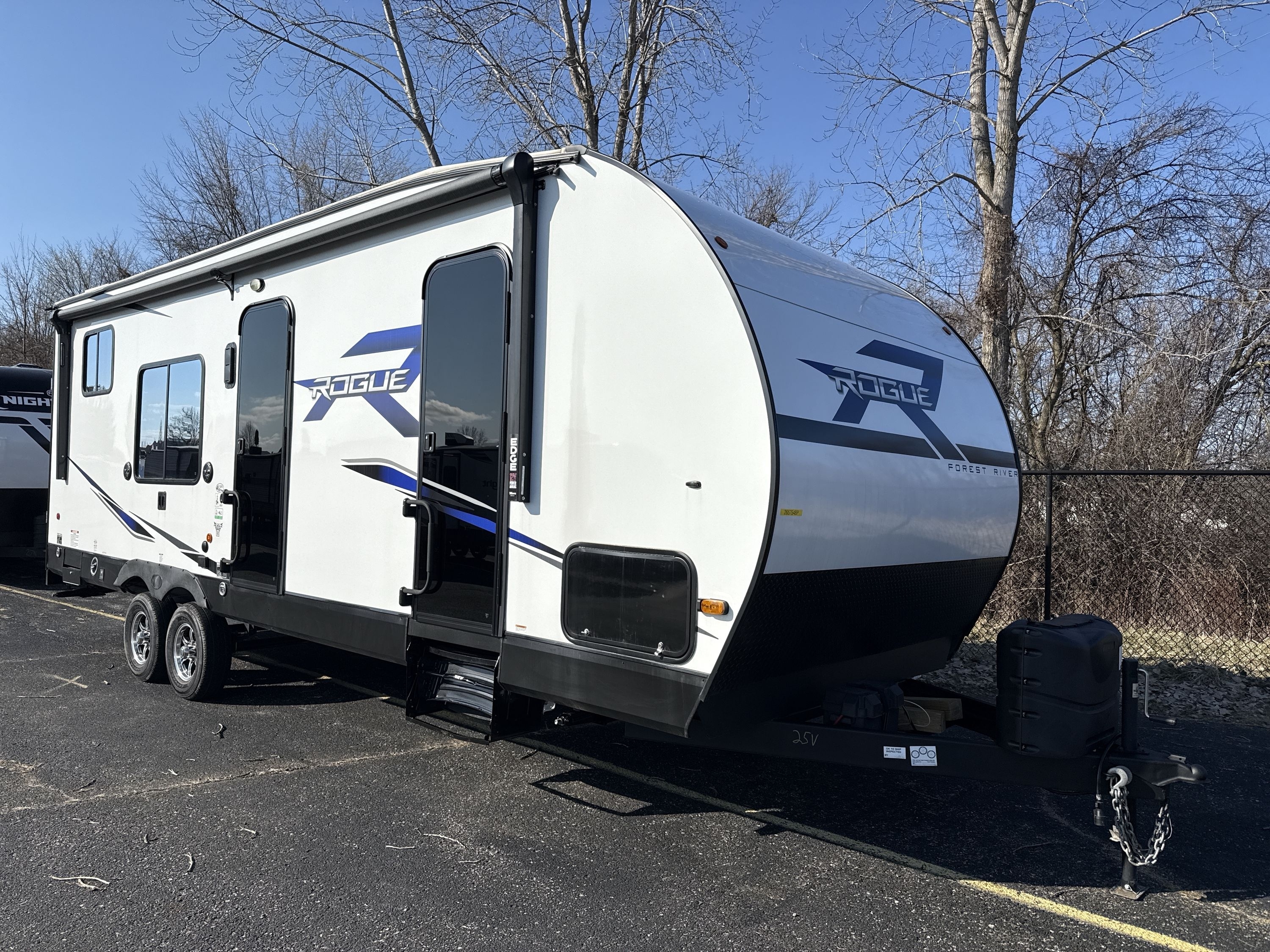2023 Forest River ROGUE 25V Travel Trailer Toy Hauler RV