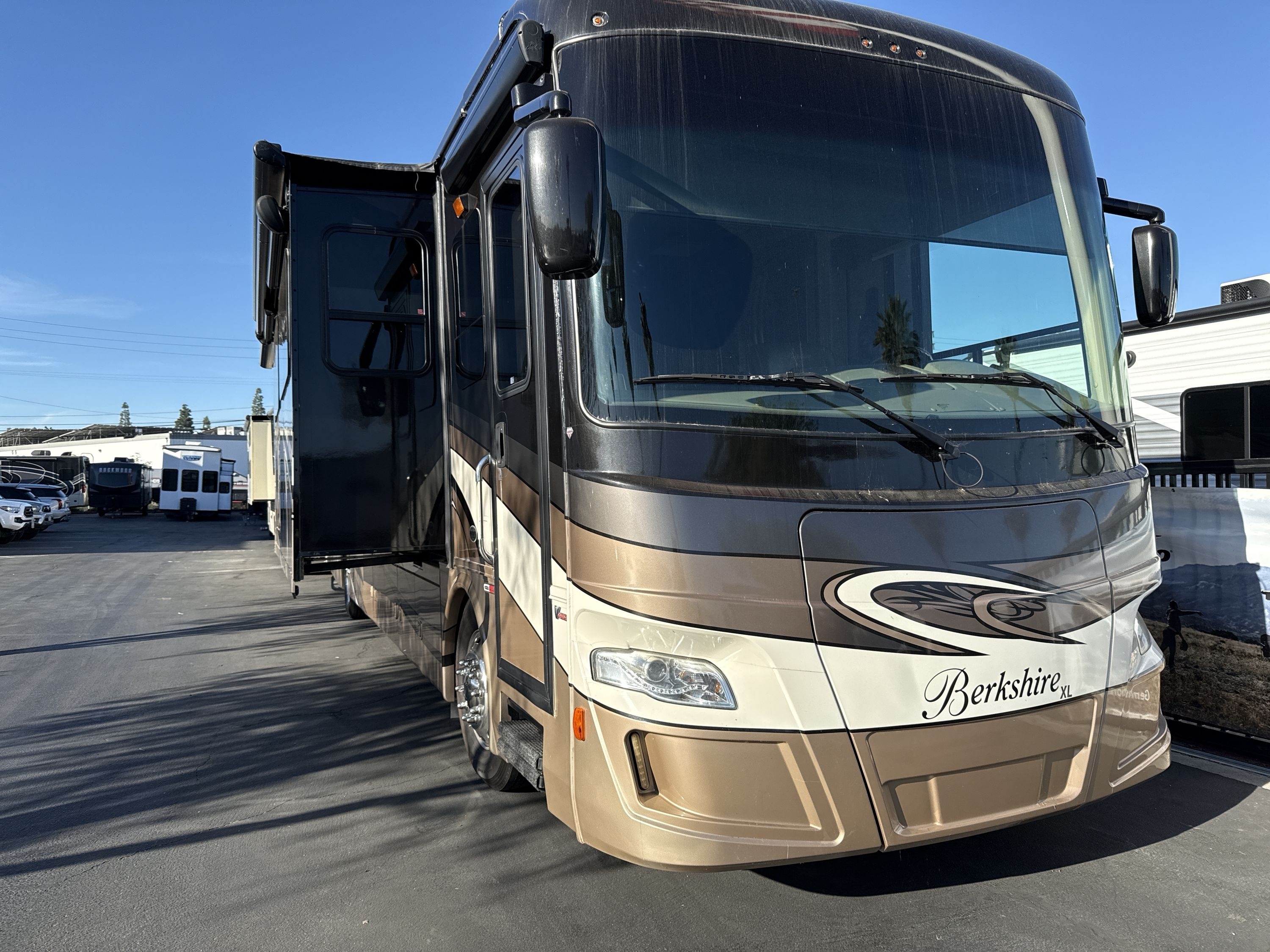 2017 Forest River BERKSHIRE XL 40BH RV