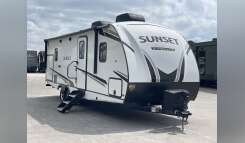 2022 Crossroads SUNSET TRAIL 253RB RV