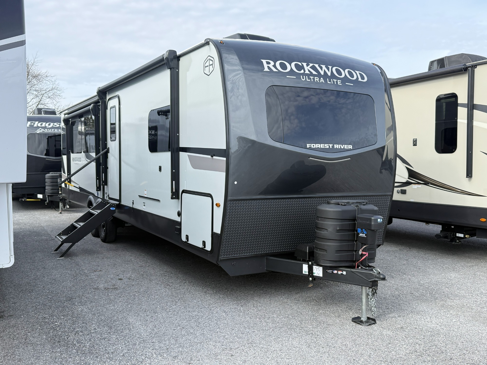 2026 Forest River ROCKWOOD ULTRA LITE 2906RL RV