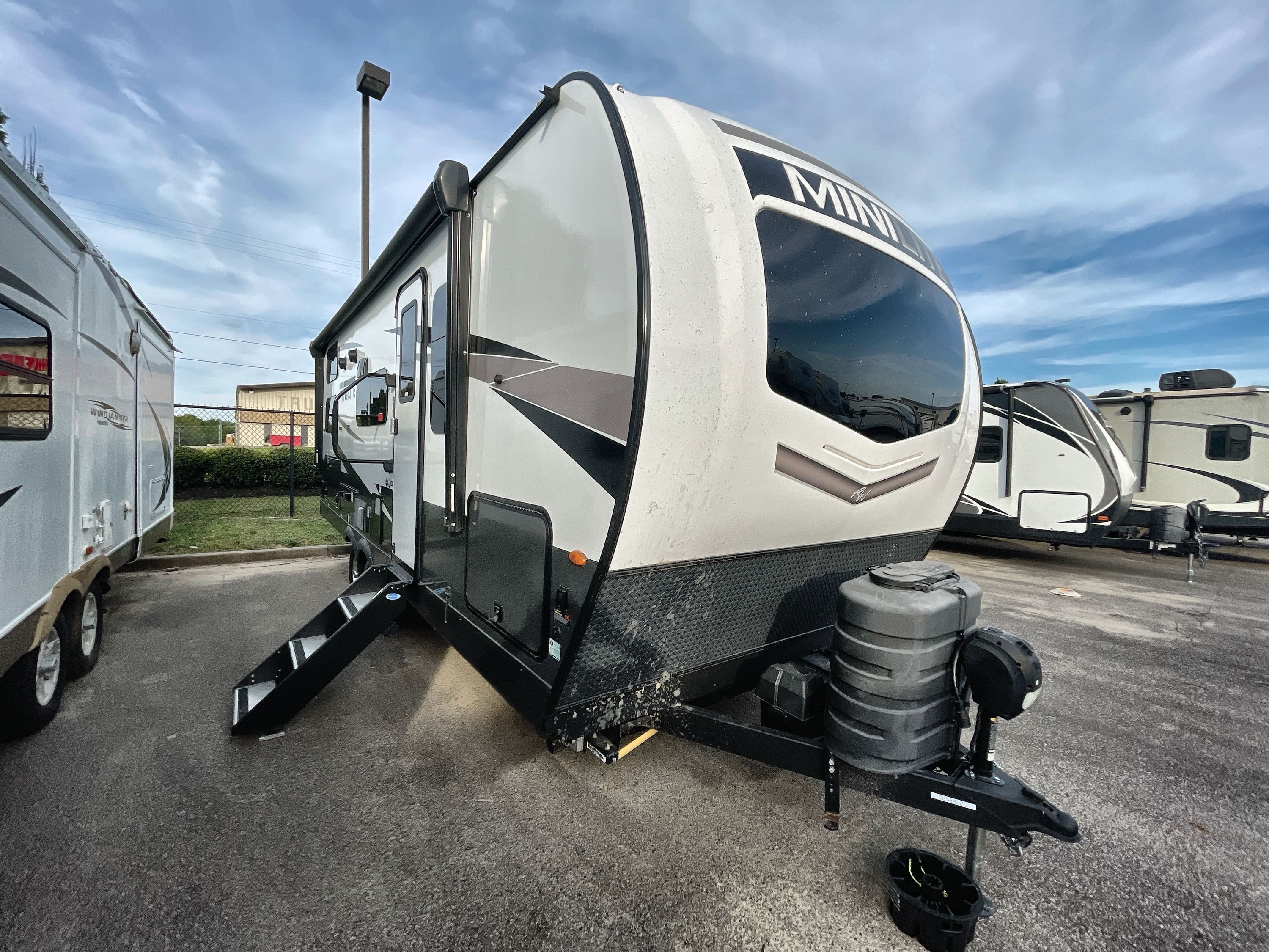 2025 Forest River ROCKWOOD MINI LITE 2509S RV