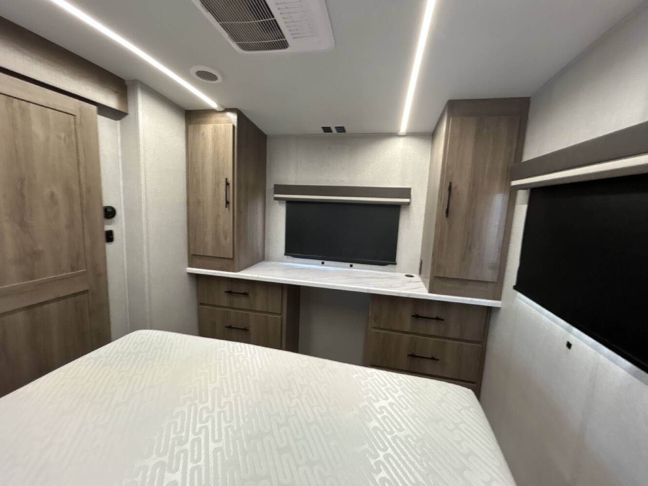 A photo of this 2024 Grand Design IMAGINE 2660BS