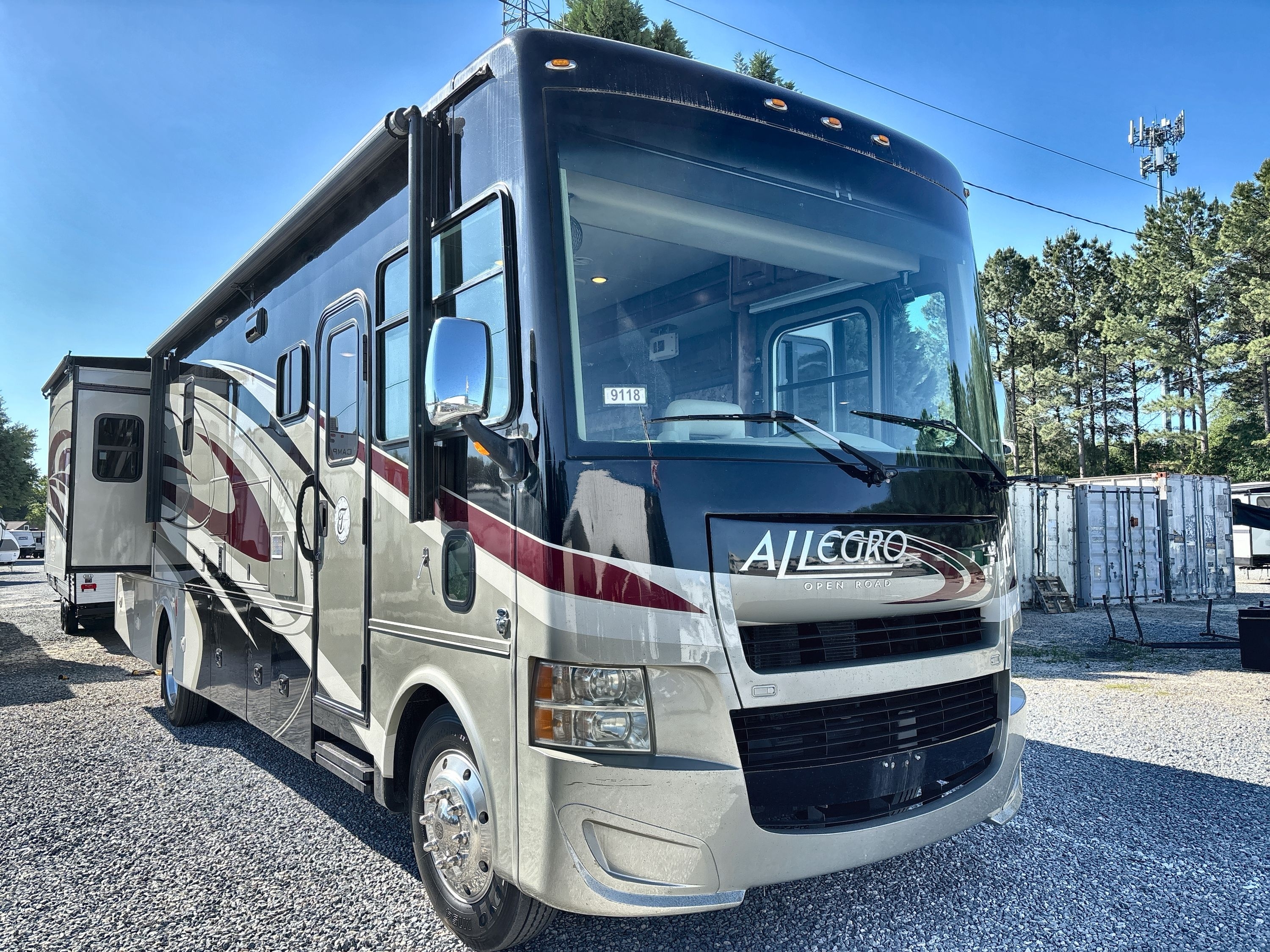 2015 Tiffin ALLEGRO 32SA RV