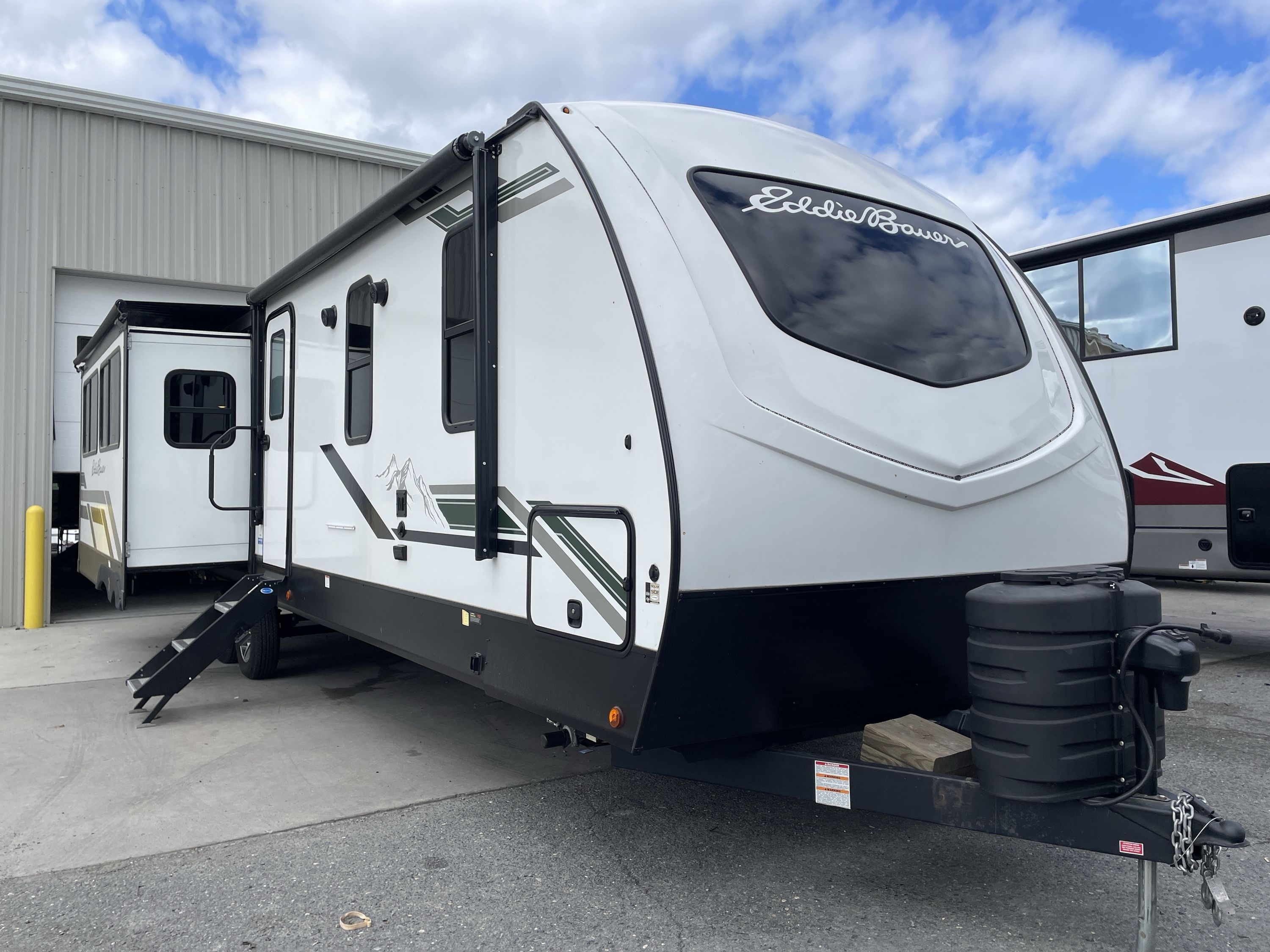 2024 Dutchmen EDDIE BAUER SIGNATURE 33RL RV
