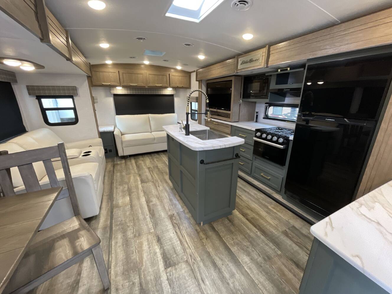 A photo of this 2024 Dutchmen EDDIE BAUER SIGNATURE 33RL