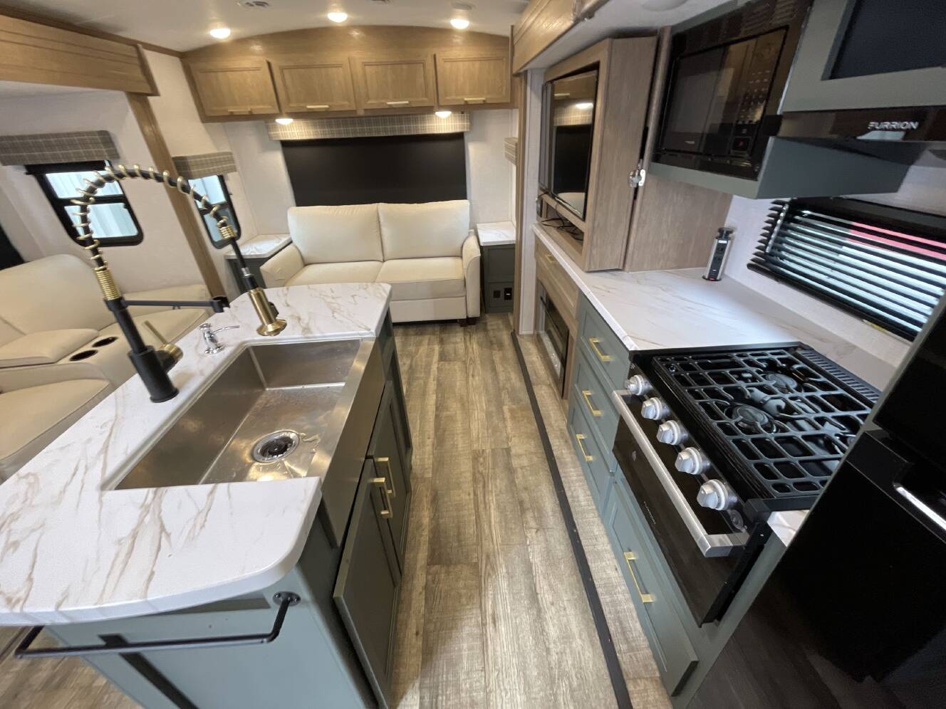 A photo of this 2024 Dutchmen EDDIE BAUER SIGNATURE 33RL