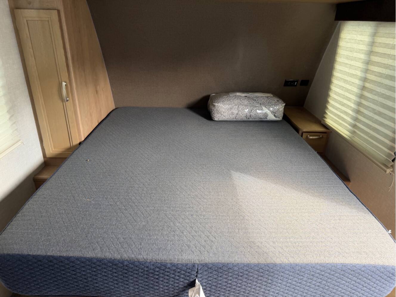 A photo of this 2020 Winnebago MICRO MINNIE 2106FBS
